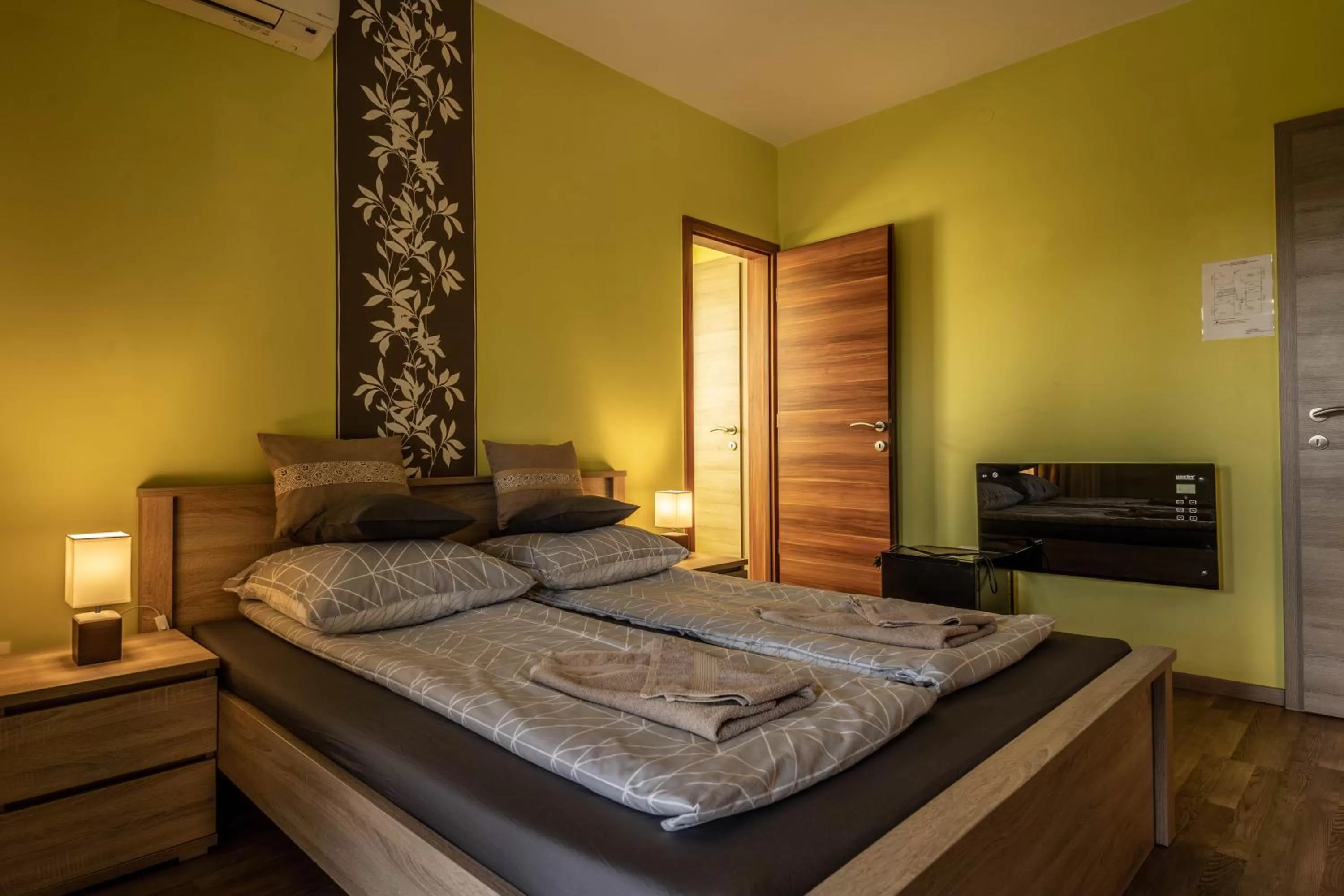 Bed in Garden Vendégház Makó