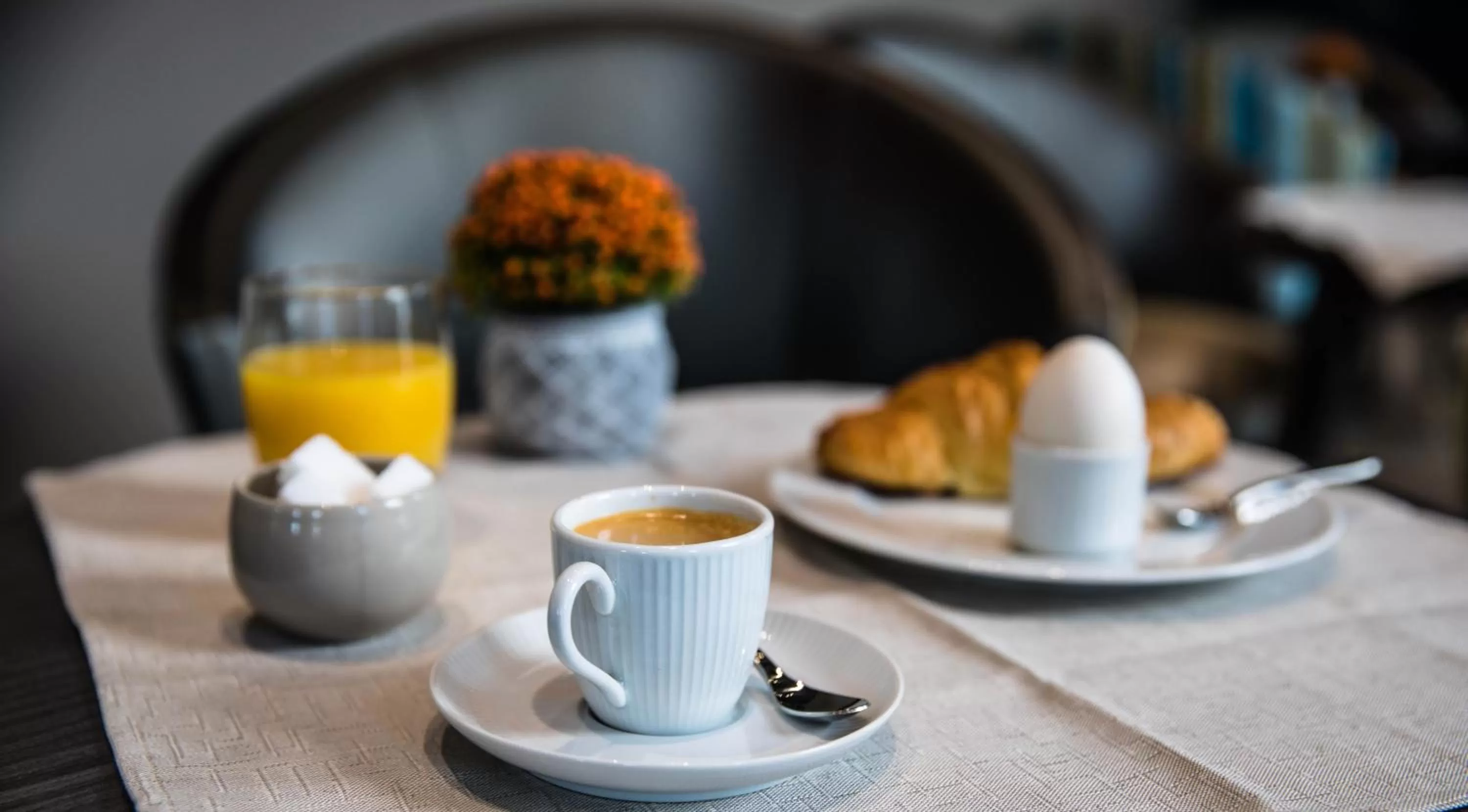 Restaurant/places to eat in Hôtel de la Tabletterie