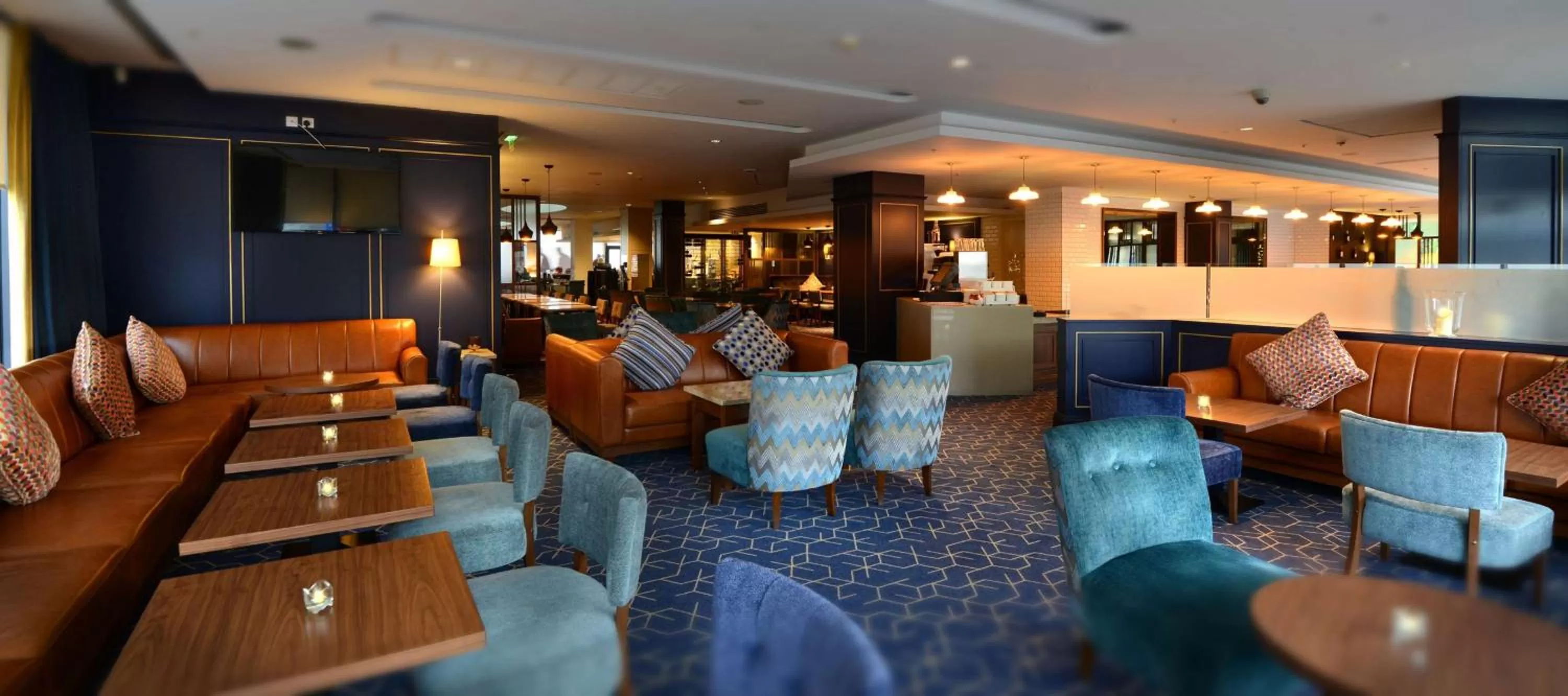 Lounge or bar in Hilton Dublin Kilmainham