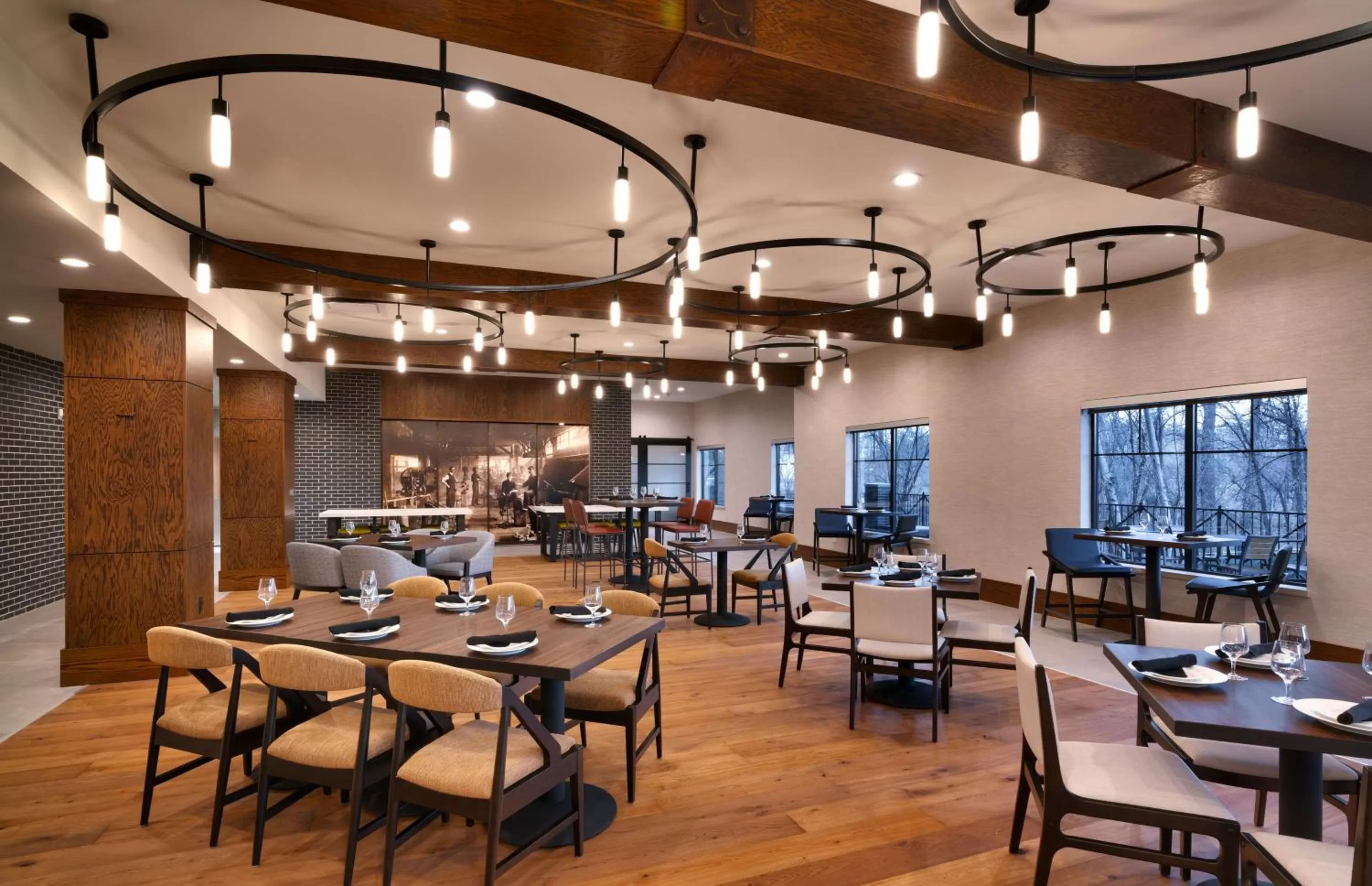 Restaurant/places to eat in Hilton Garden Inn Prescott Downtown, Az