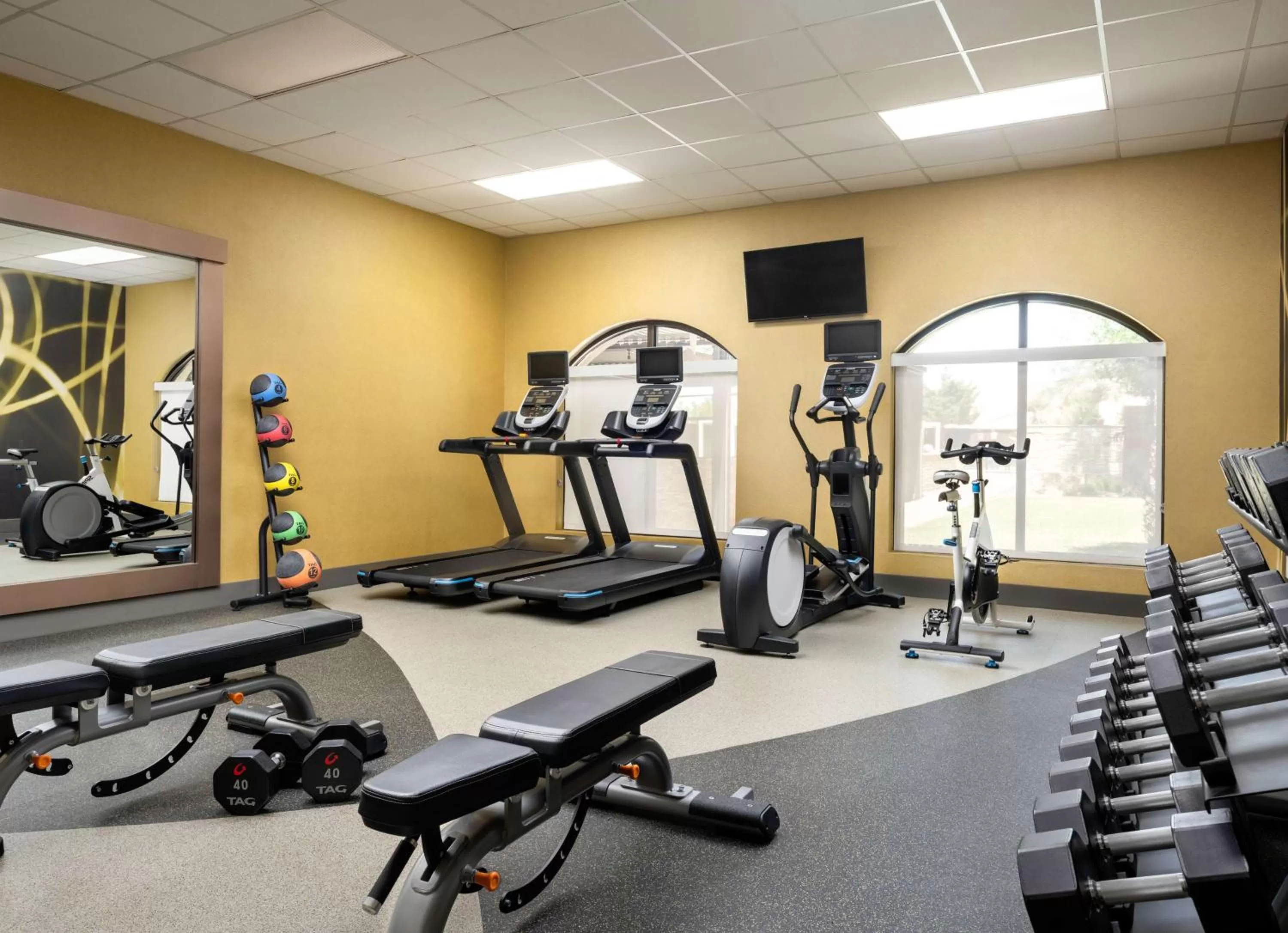 Fitness centre/facilities in Hilton Garden Inn Las Colinas