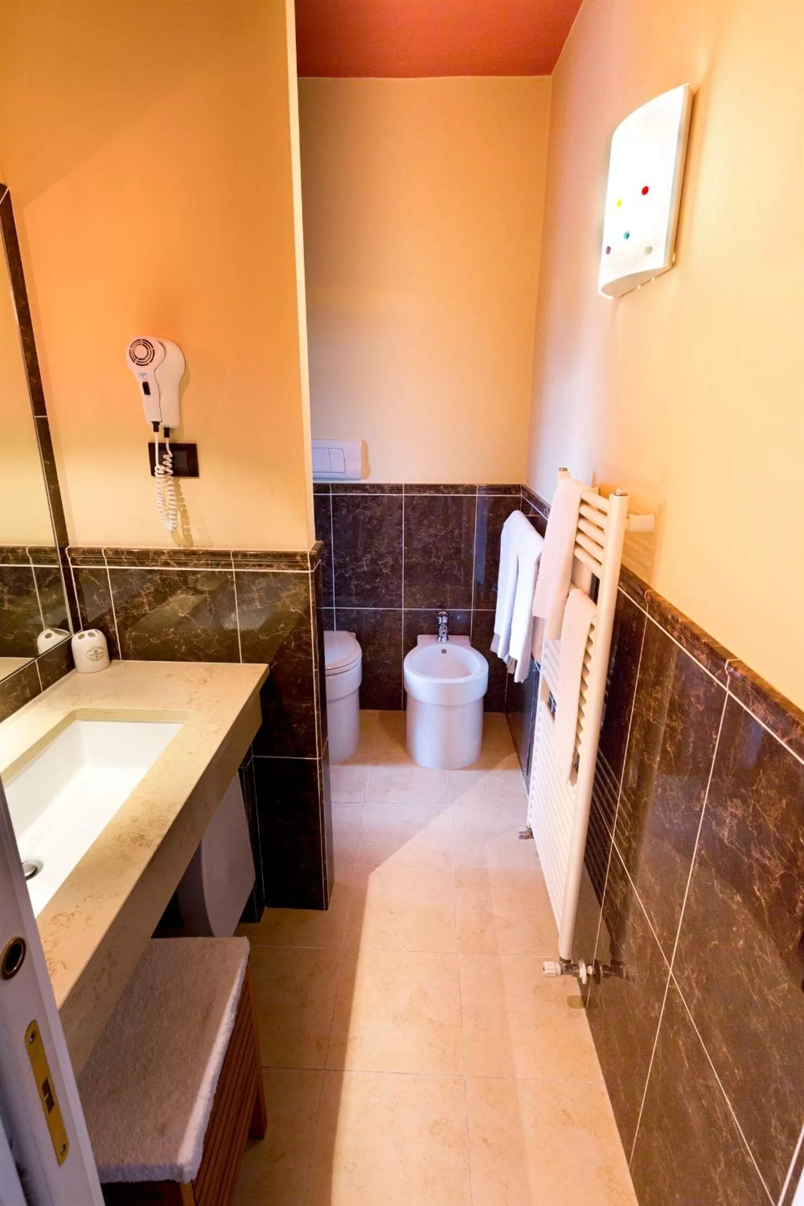 Bathroom in Diamantino Town House