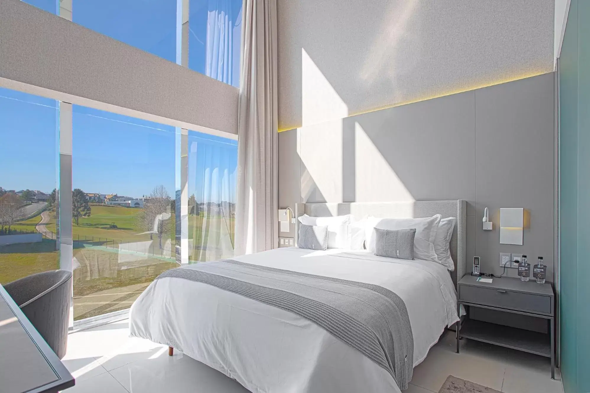 Deluxe Apartment - single occupancy in Suryaa Hotel Pinhais, Curio Collection by Hilton Deluxe Apartment - single occupancy in Suryaa Hotel Pinhais, Curio Collection by Hilton