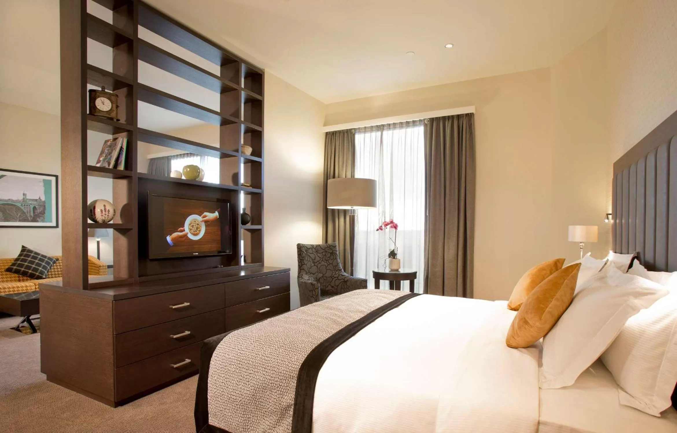 Deluxe Suite in DoubleTree by Hilton Luxembourg