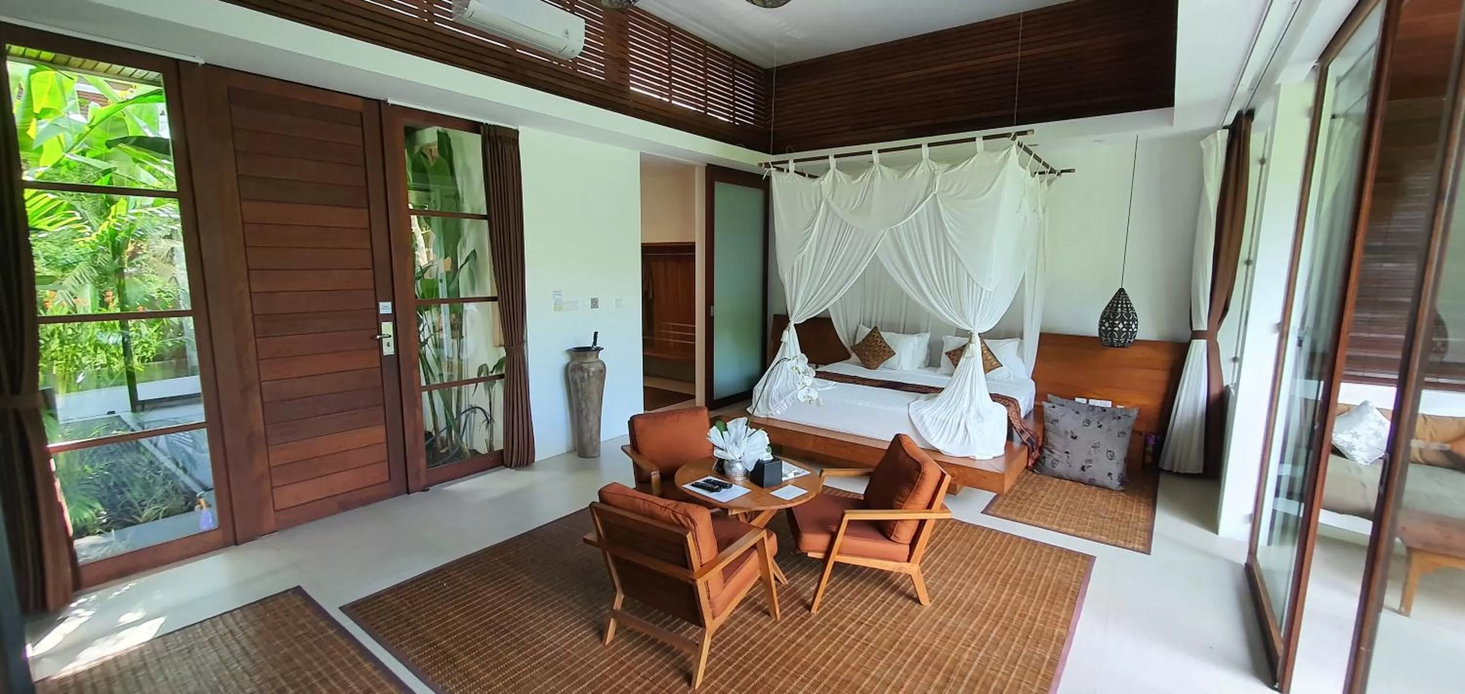 Bedroom, Bed in Cahaya Indah Villas