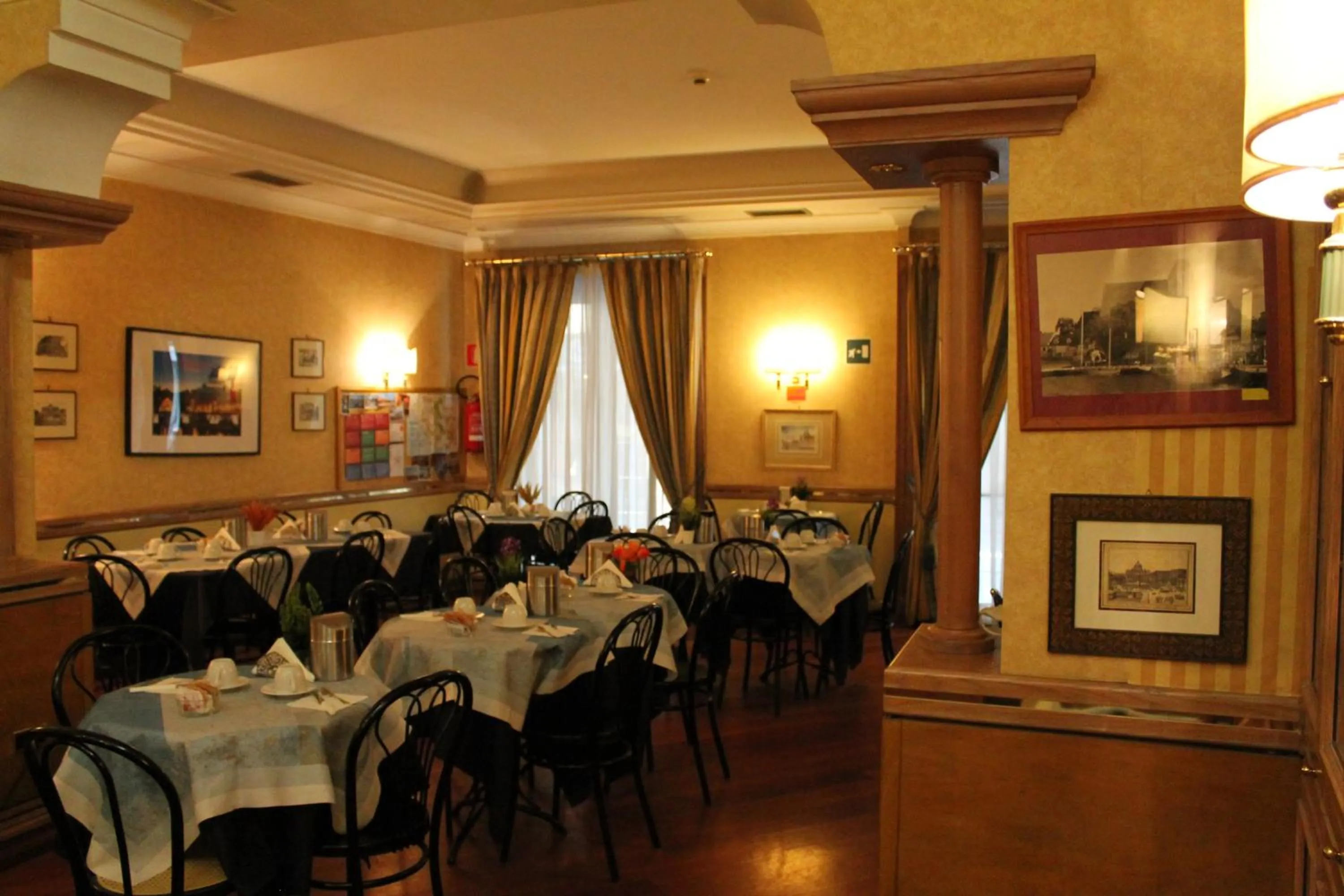 Breakfast in Hotel Pomezia