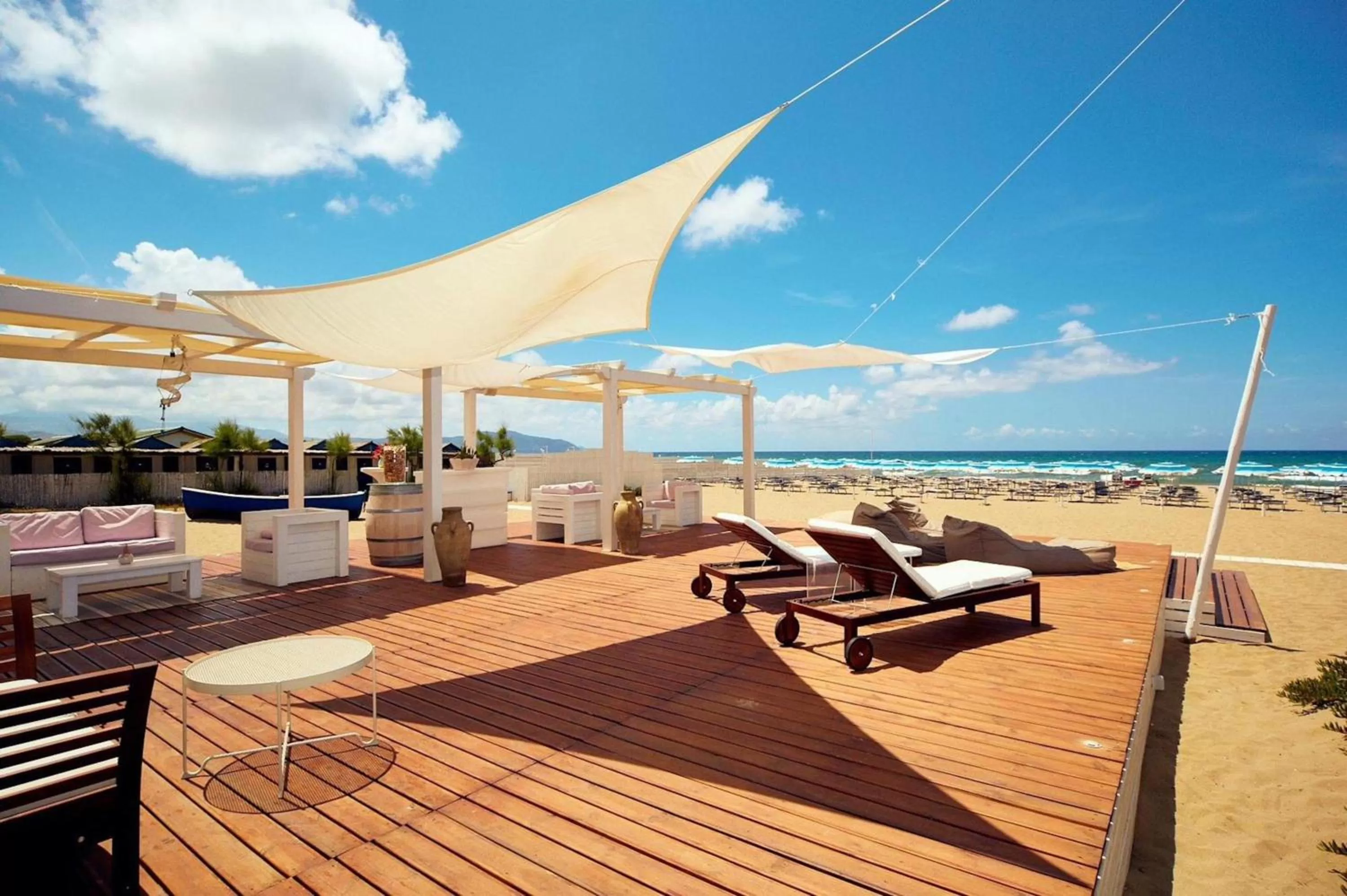 Beach in Il Pineto Paestum Food & Rooms