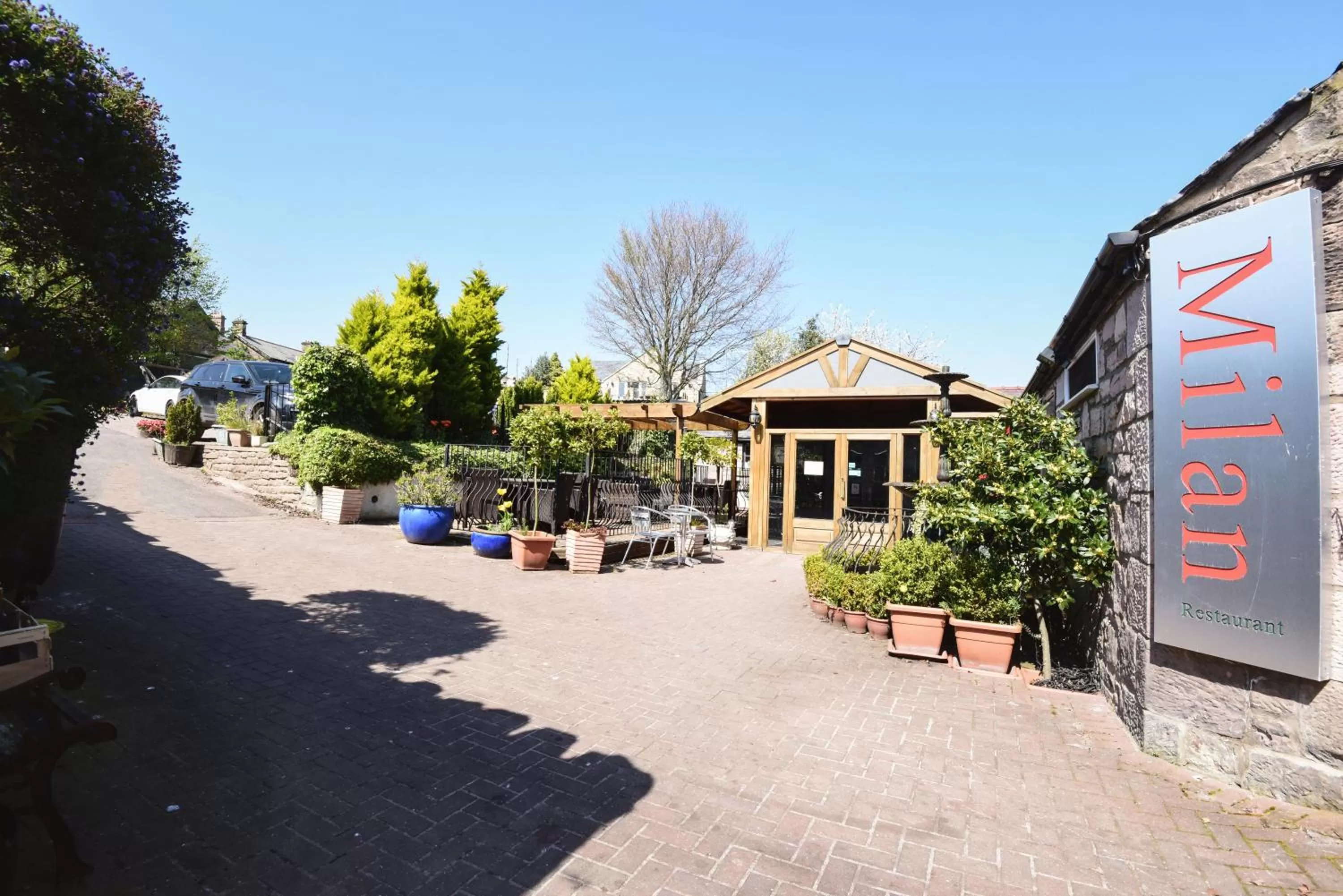 Restaurant/places to eat in The Black Bull inn