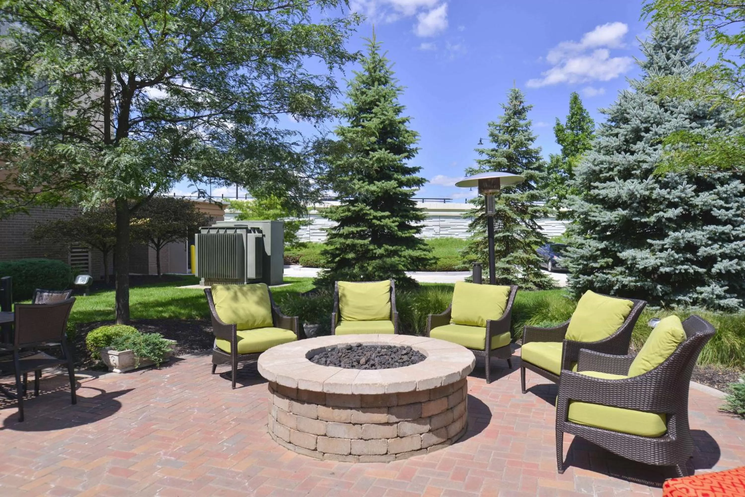 Property building in Hilton Garden Inn Indianapolis/Carmel