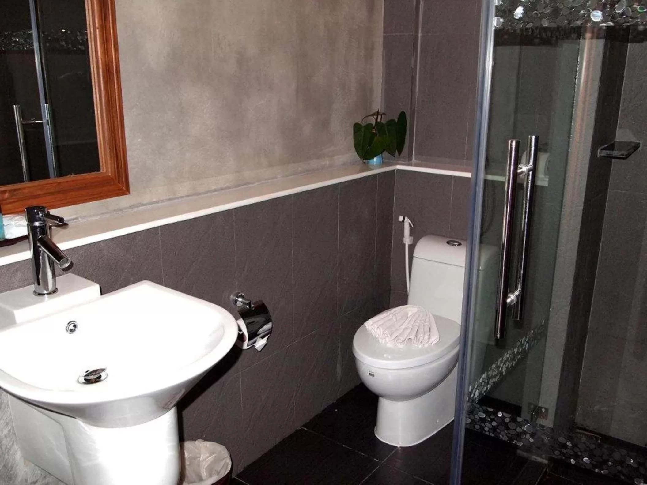 Bathroom in Fanari Khaolak Resort - Courtyard SHA Extra Plus