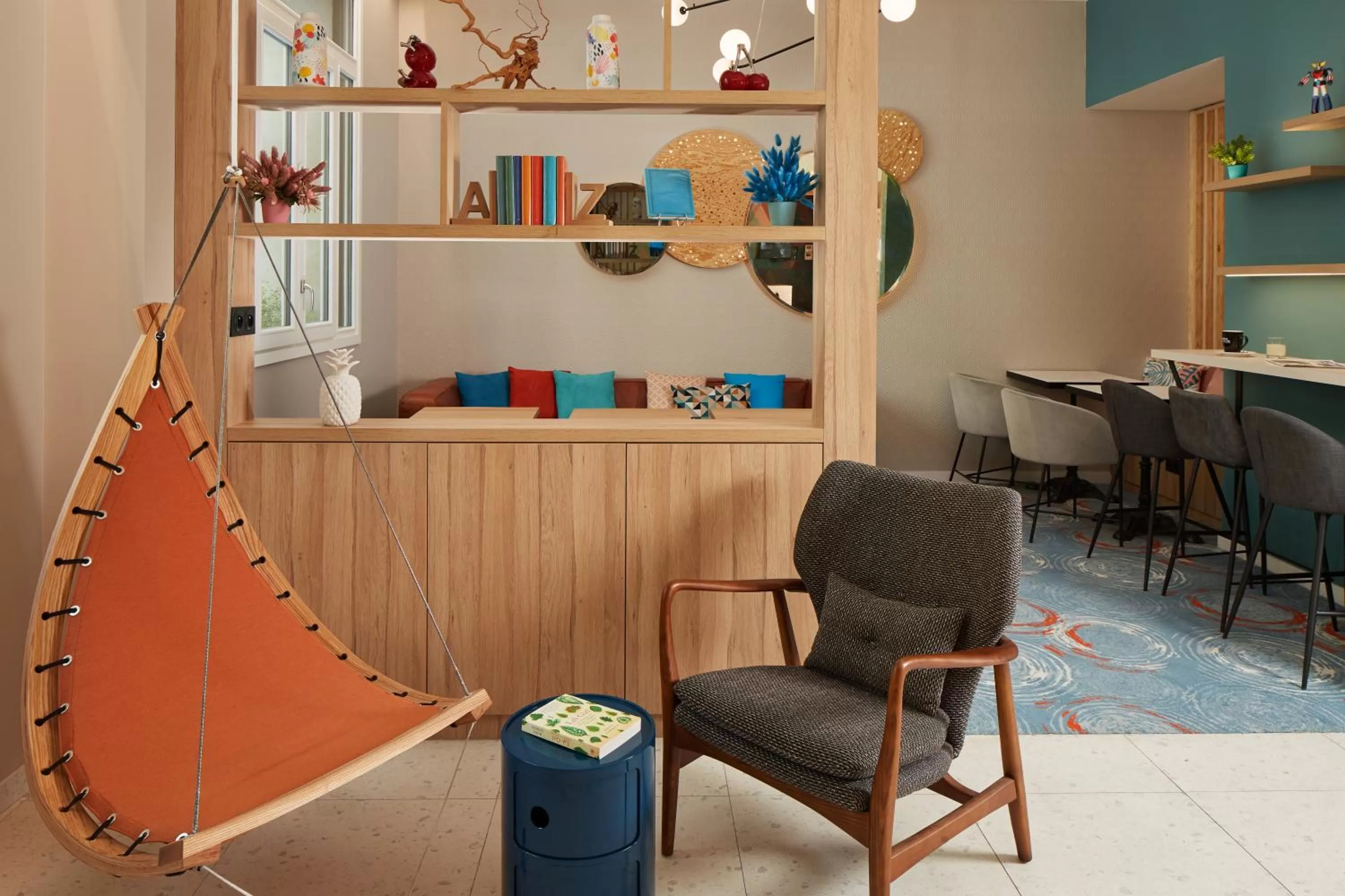 Living room in Hotel Locomo - Gare de Lyon Bastille