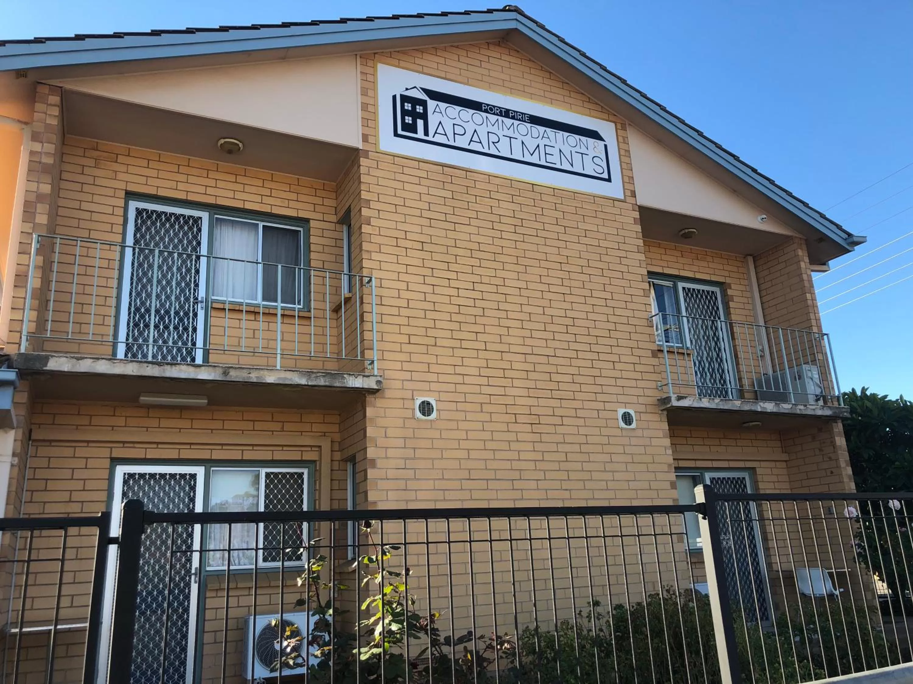 Property building in Port Pirie Accommodation and Apartments