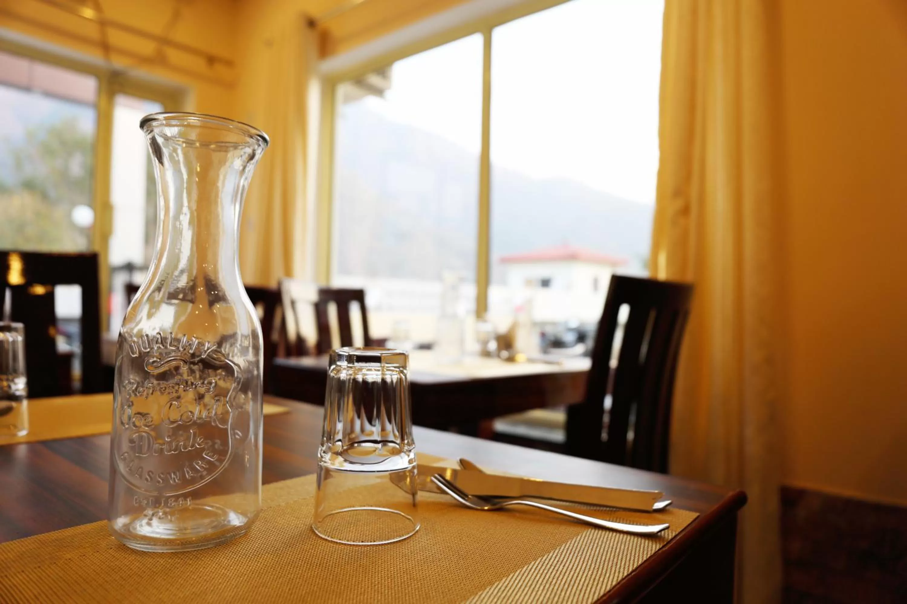 Restaurant/places to eat in Tapovan New Residency - 5 minutes walk to Laxman jhula