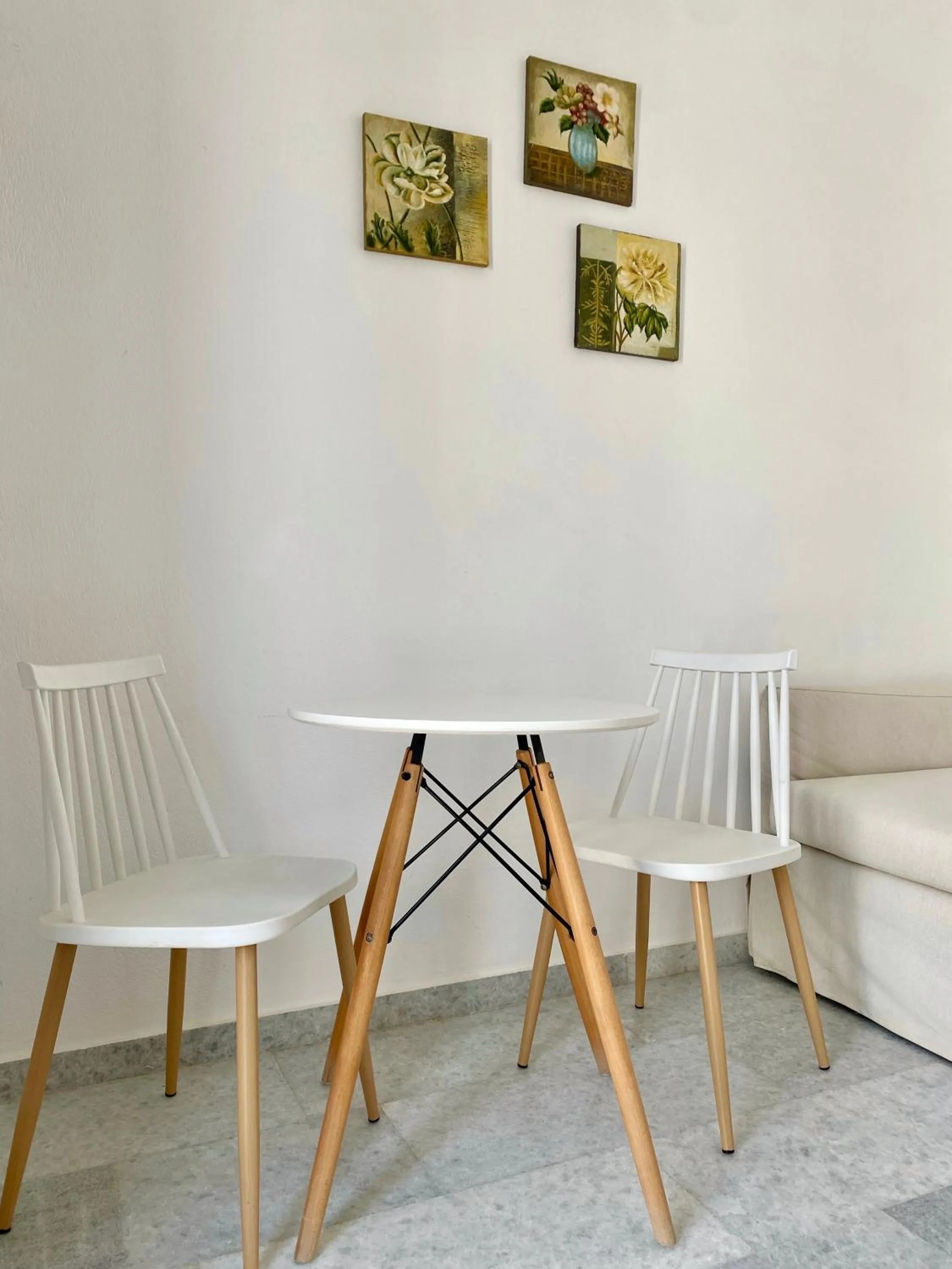 Seating area in Fikas Hotel