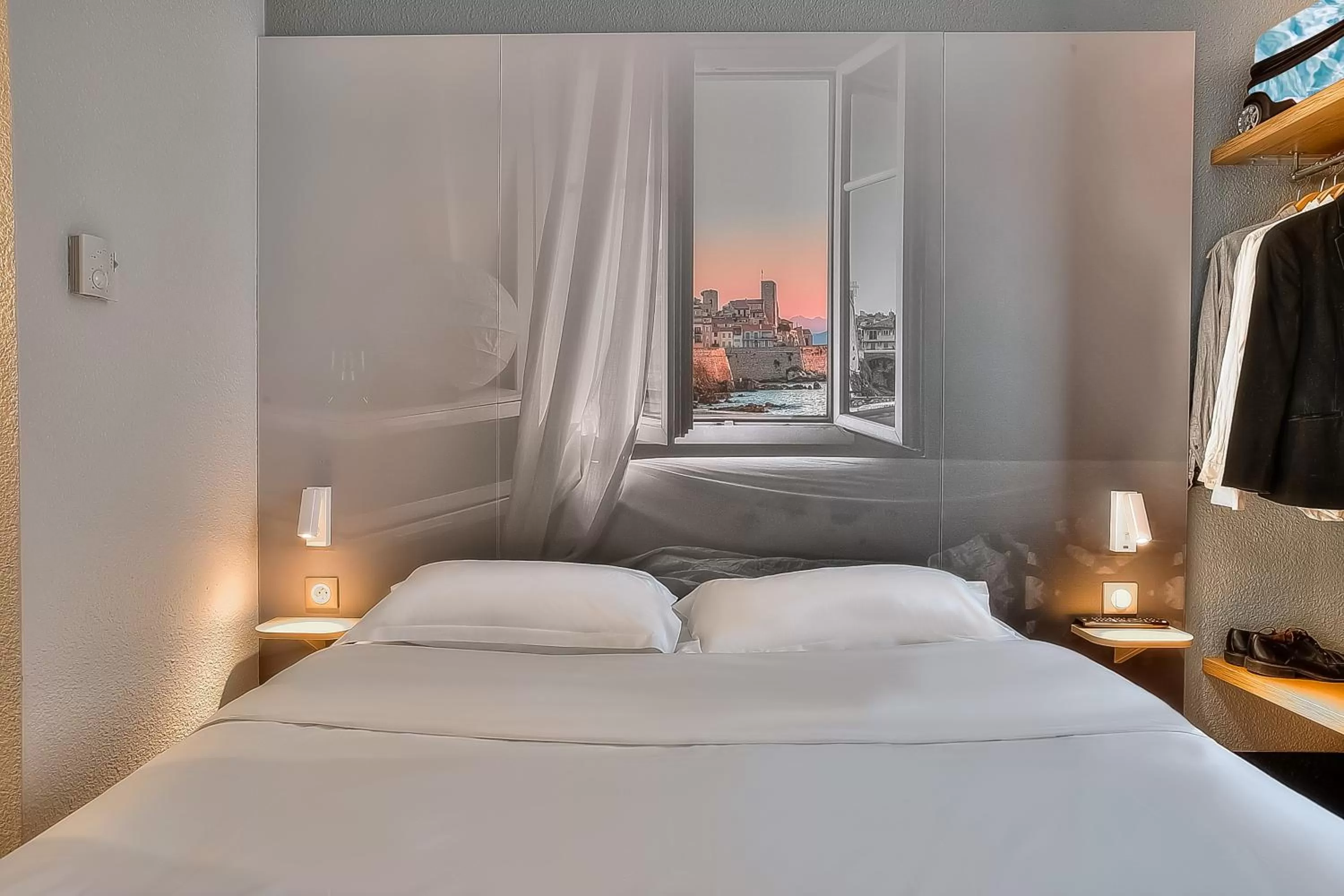 Bedroom, Bed in B&B HOTEL Antibes Sophia Antipolis