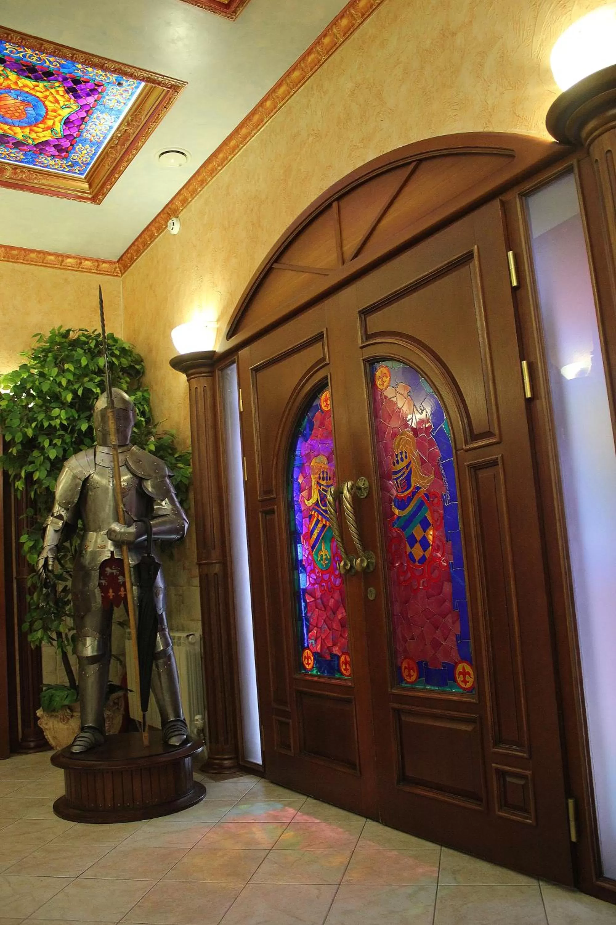 Facade/entrance in Kamelot