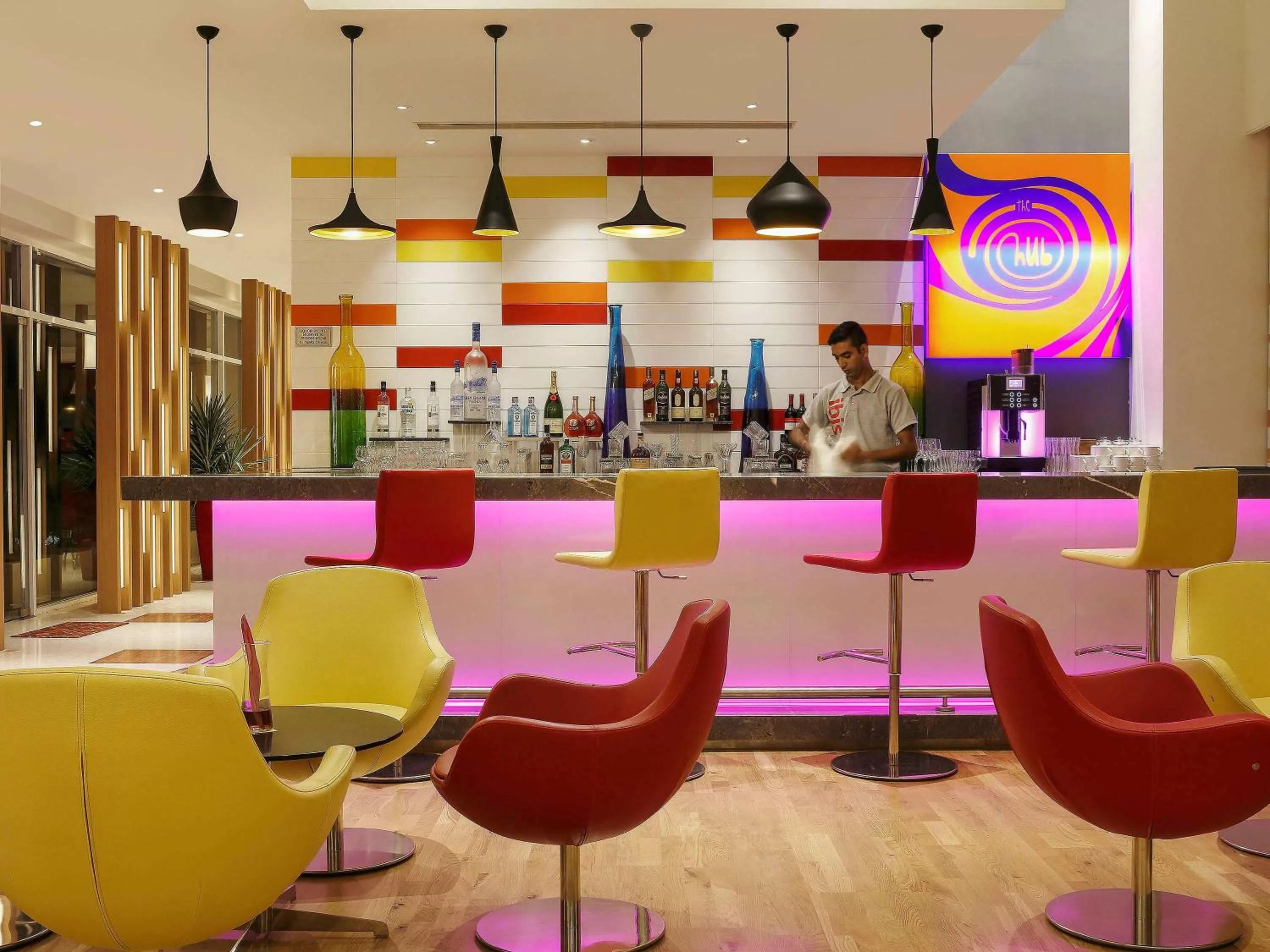 Lounge or bar in ibis Hyderabad Hitec City - An Accor Brand