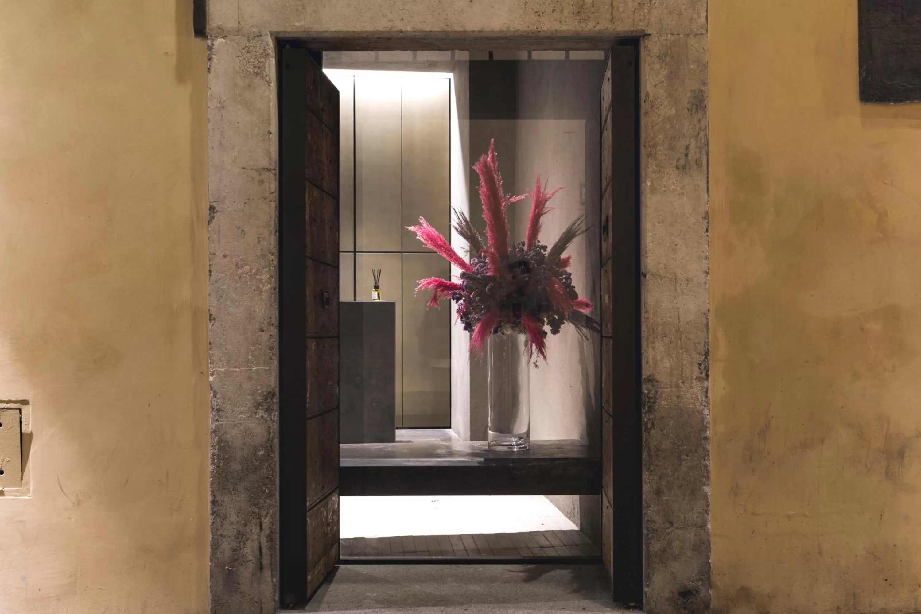 Facade/entrance in Hotel Scenario