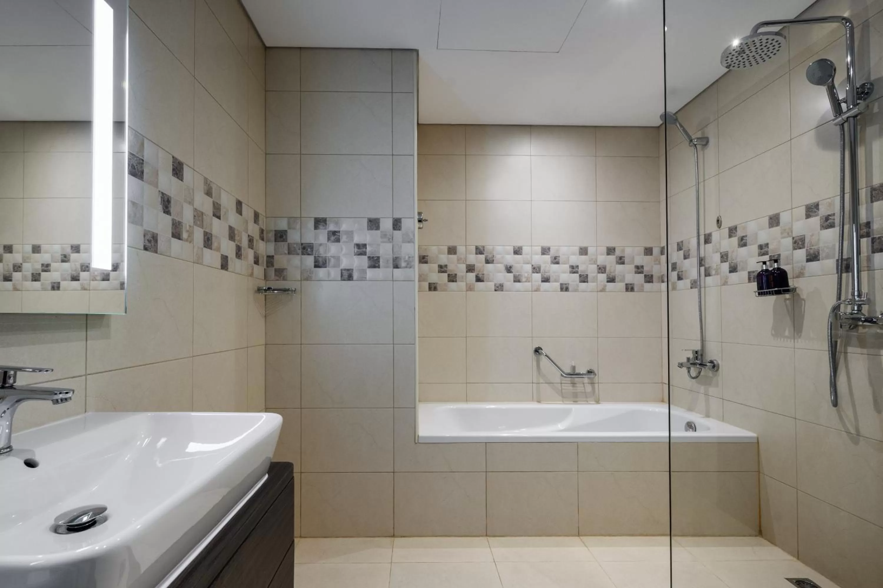 Shower in Centara West Bay Hotel & Residences Doha