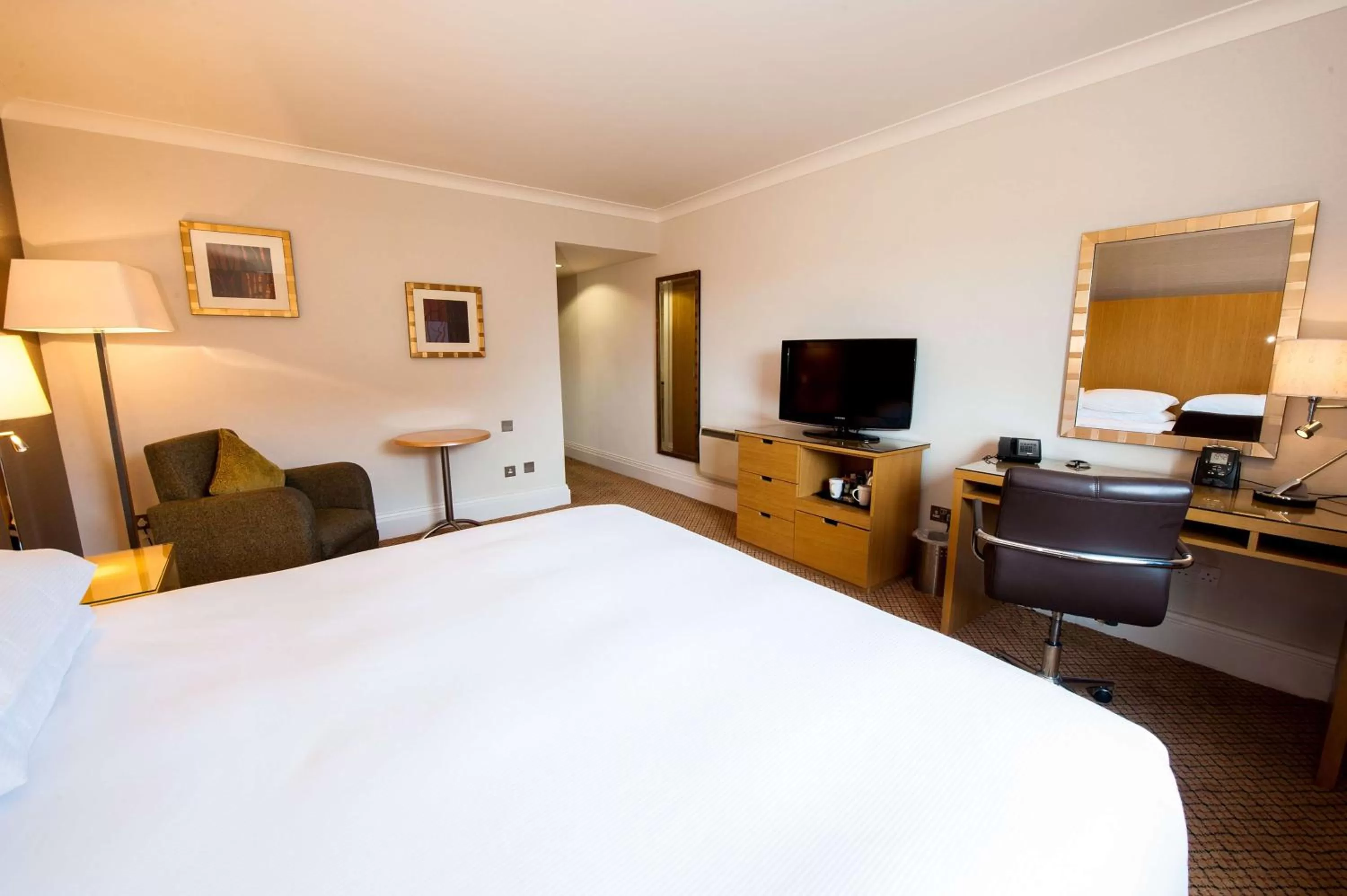 Bedroom, Bed in Doubletree By Hilton Glasgow Strathclyde