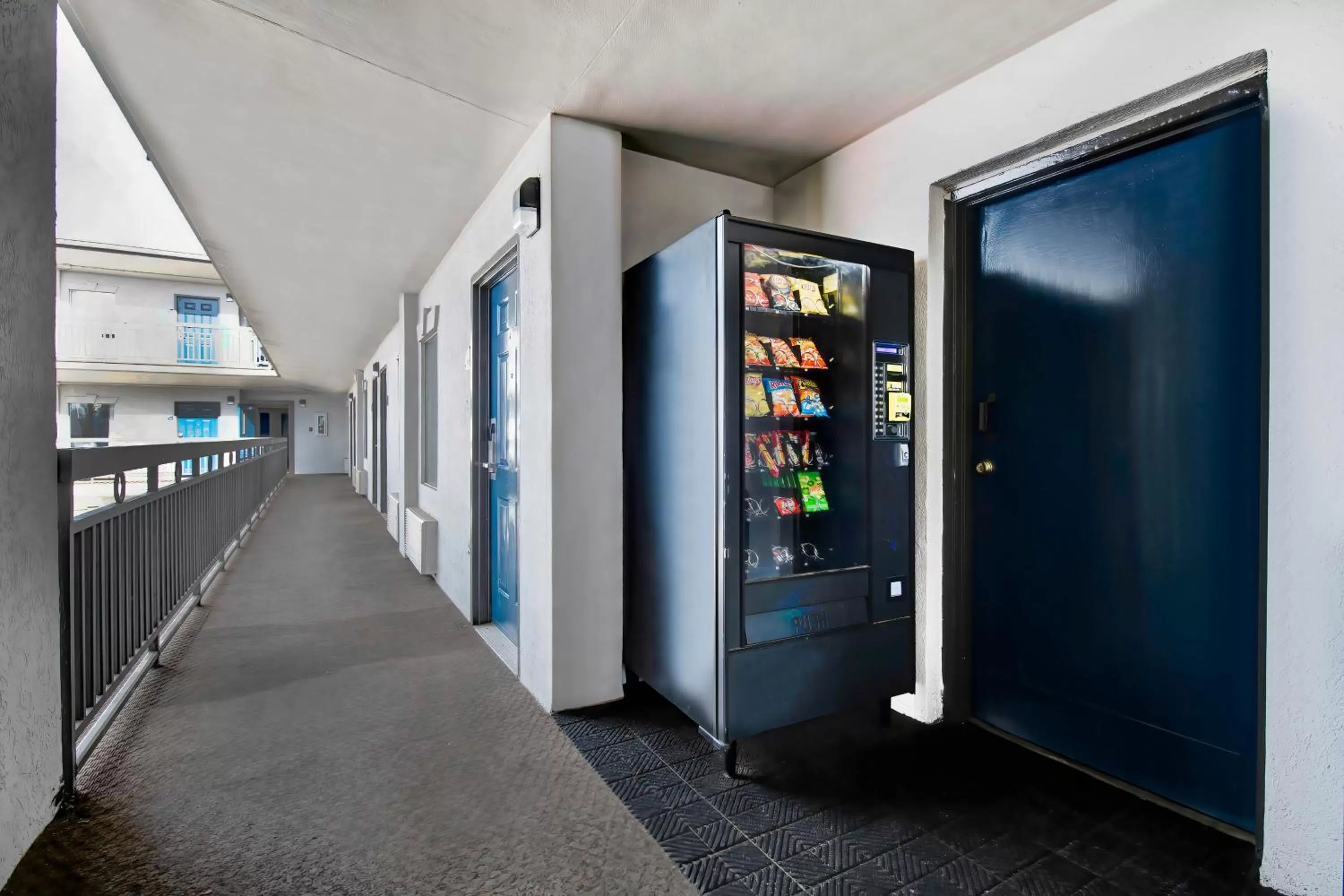 vending machine in Motel 6 Atlanta, Ga - Midtown