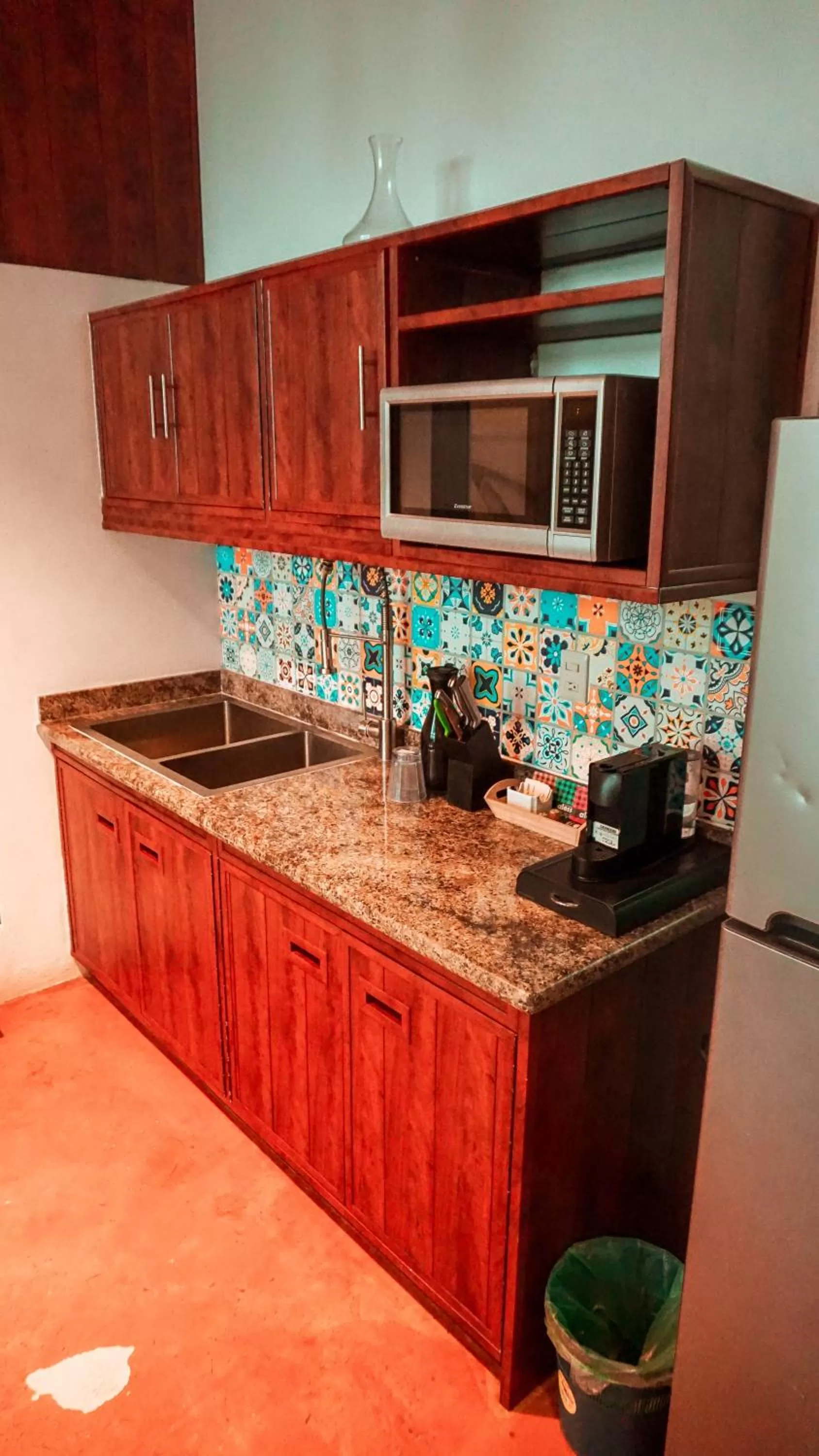 Kitchen or kitchenette in Apartamentos "Ala Residencias"