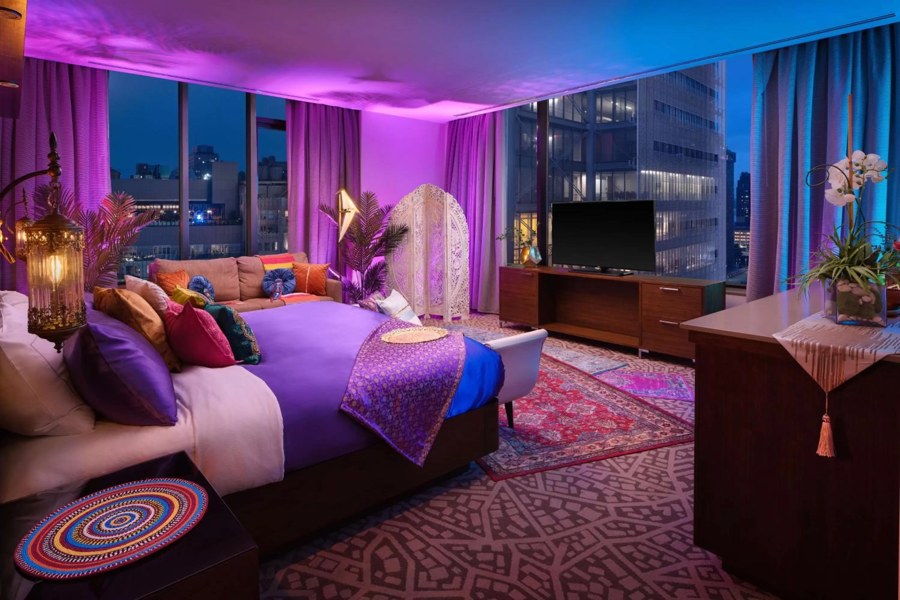 Bedroom, Bed in Hilton New York Times Square