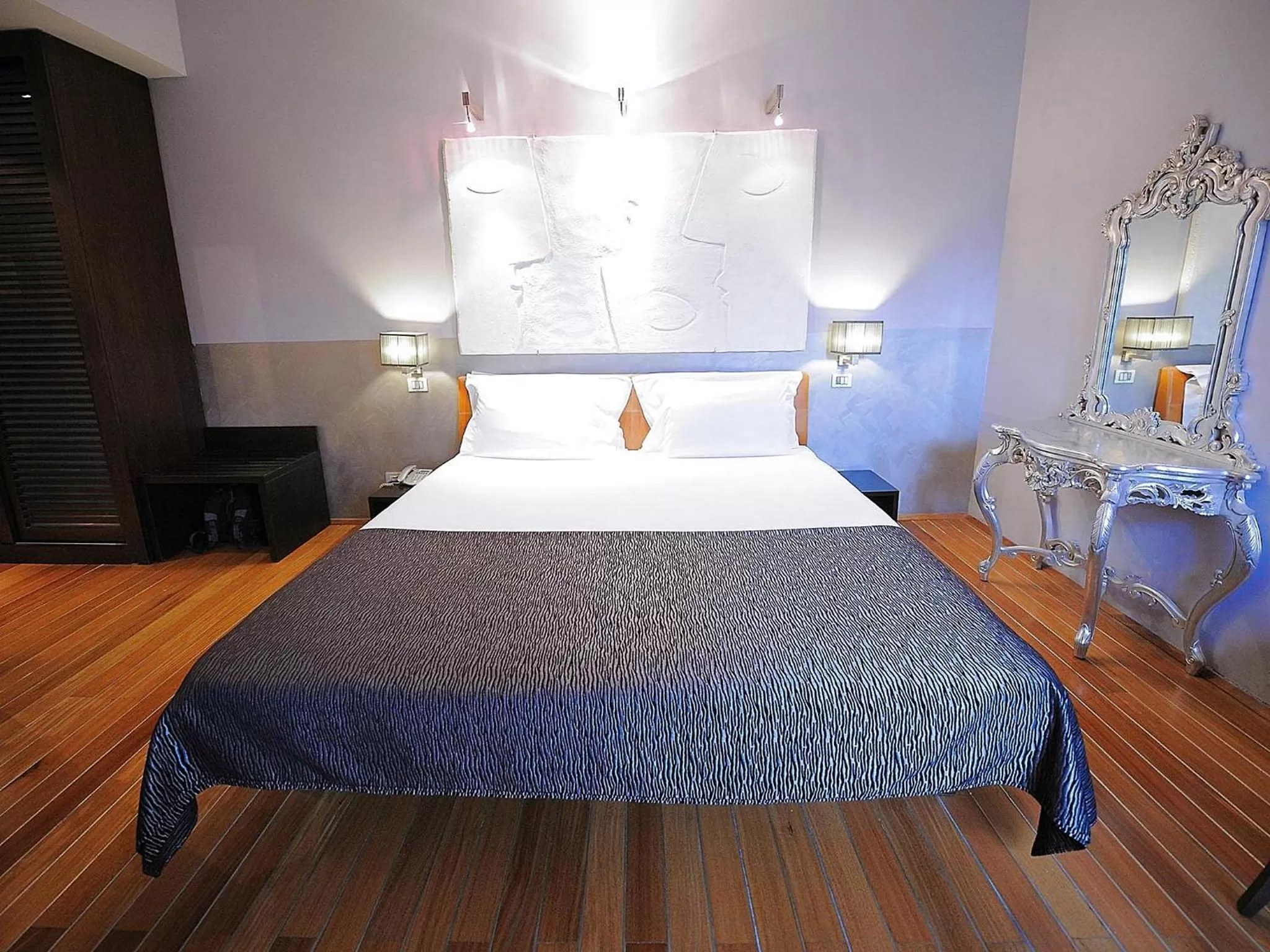 Bedroom, Bed in Borghese Palace Art Hotel