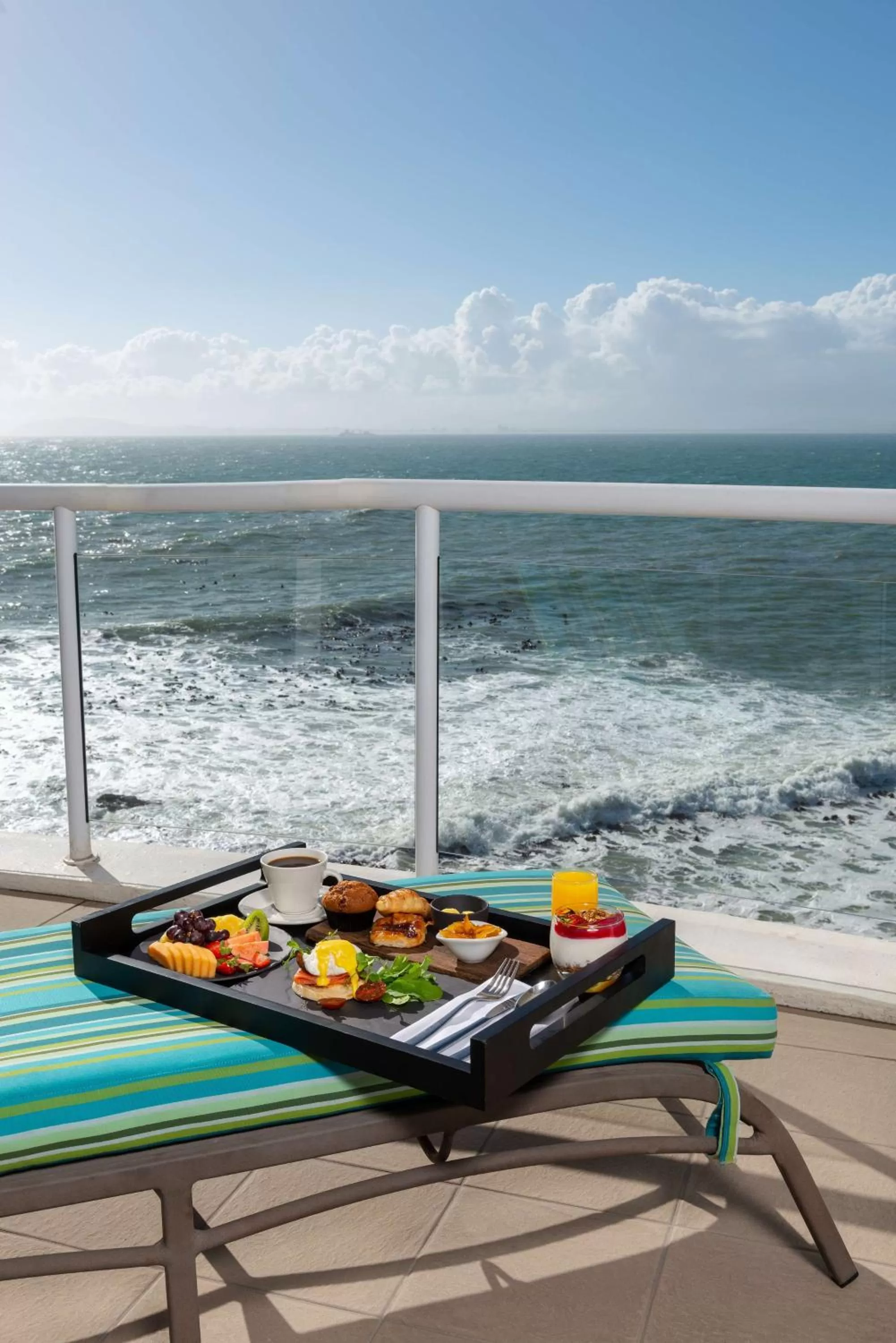 Restaurant/places to eat in Radisson Collection Hotel, Waterfront Cape Town