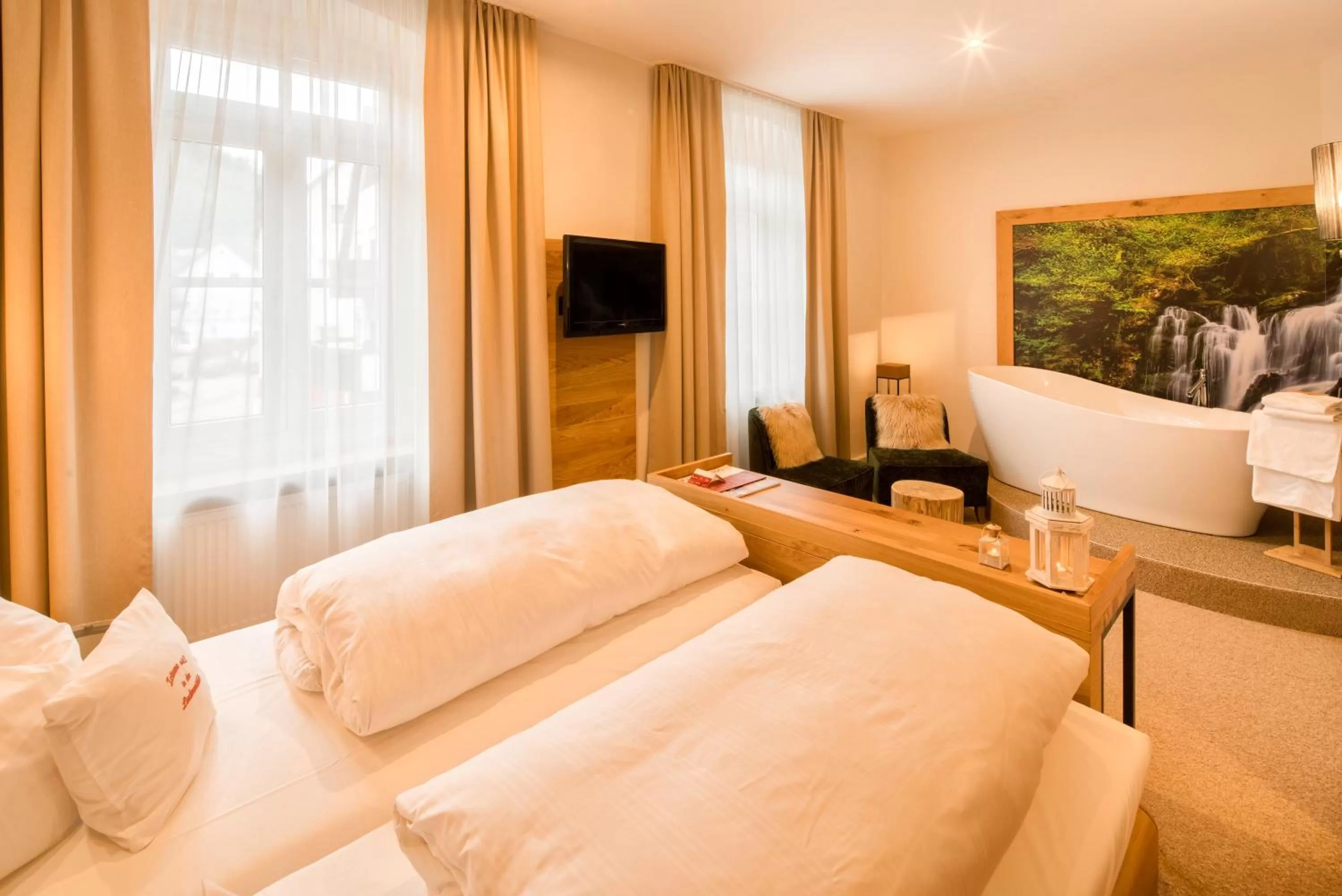 Photo of the whole room, Bed in Hotel Hartl's Lindenmühle