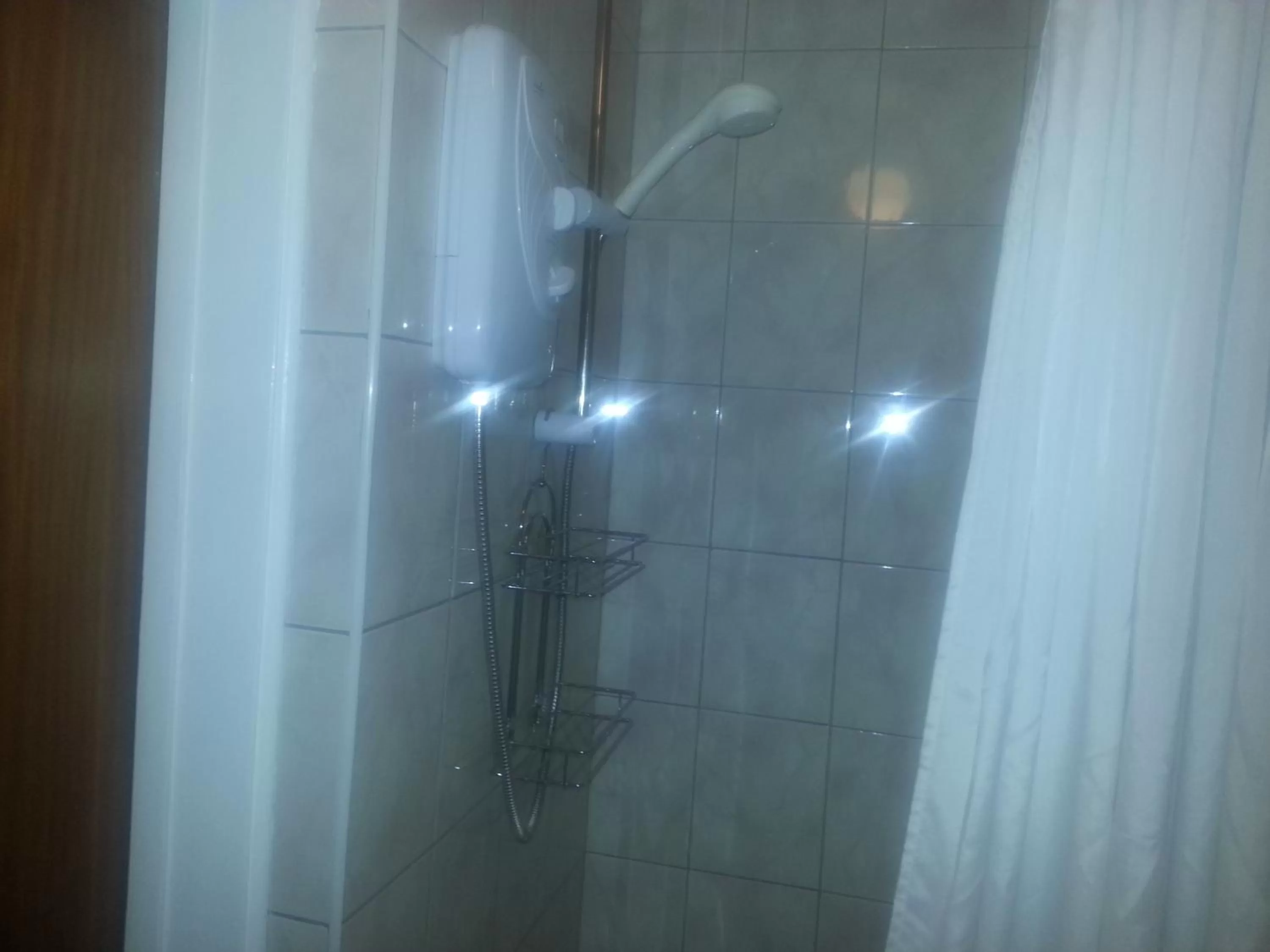 Large Double Room in Sunnyside Hotel