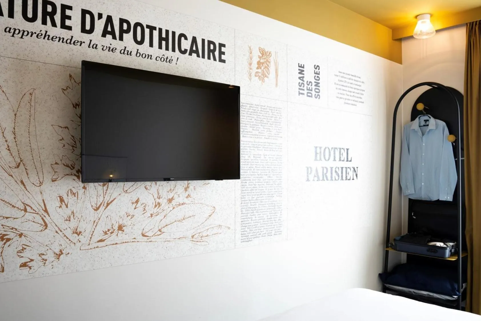 TV and multimedia in ibis Styles Paris Gare De Lyon TGV