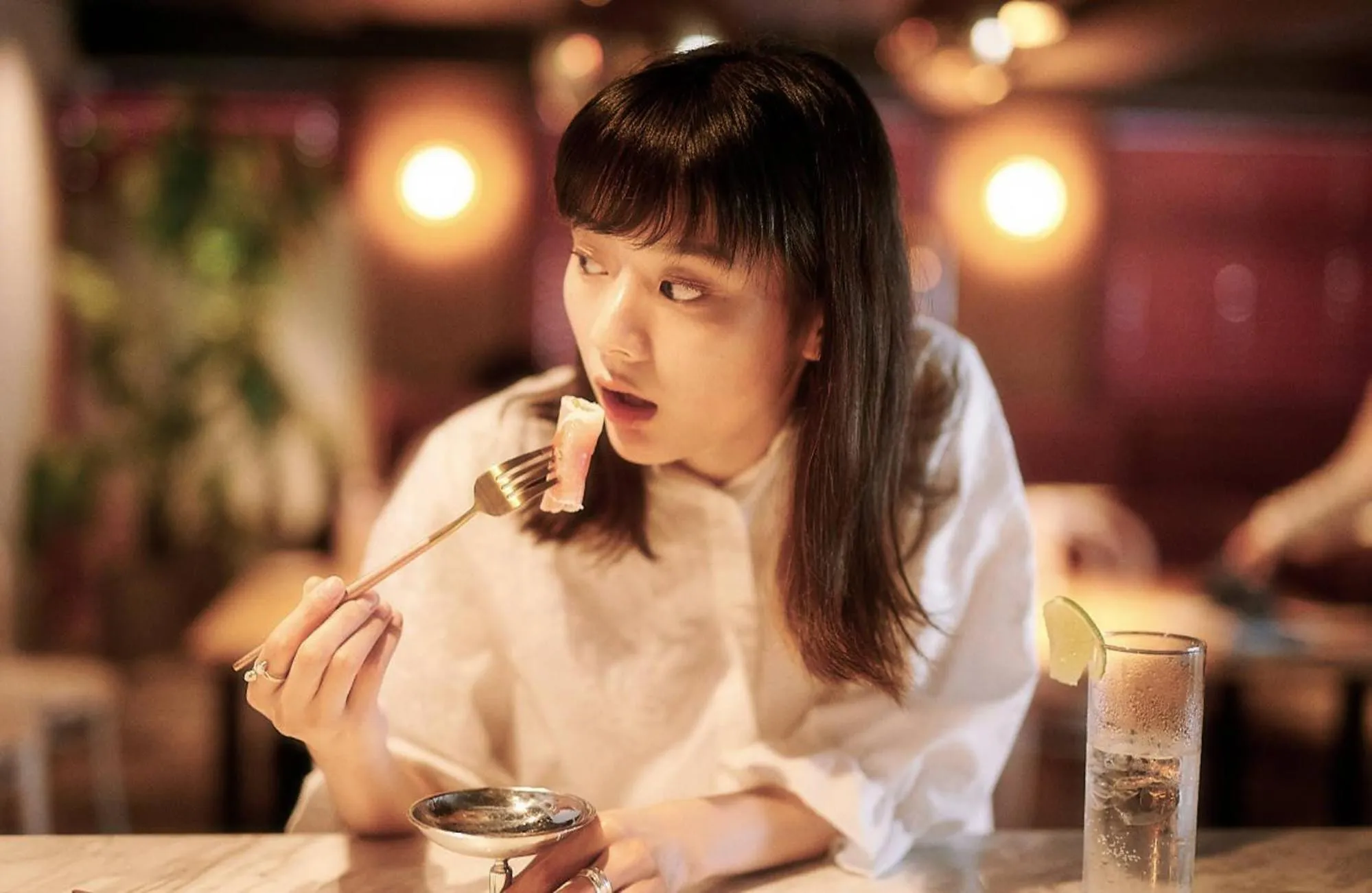 People in Hotel She, Kyoto