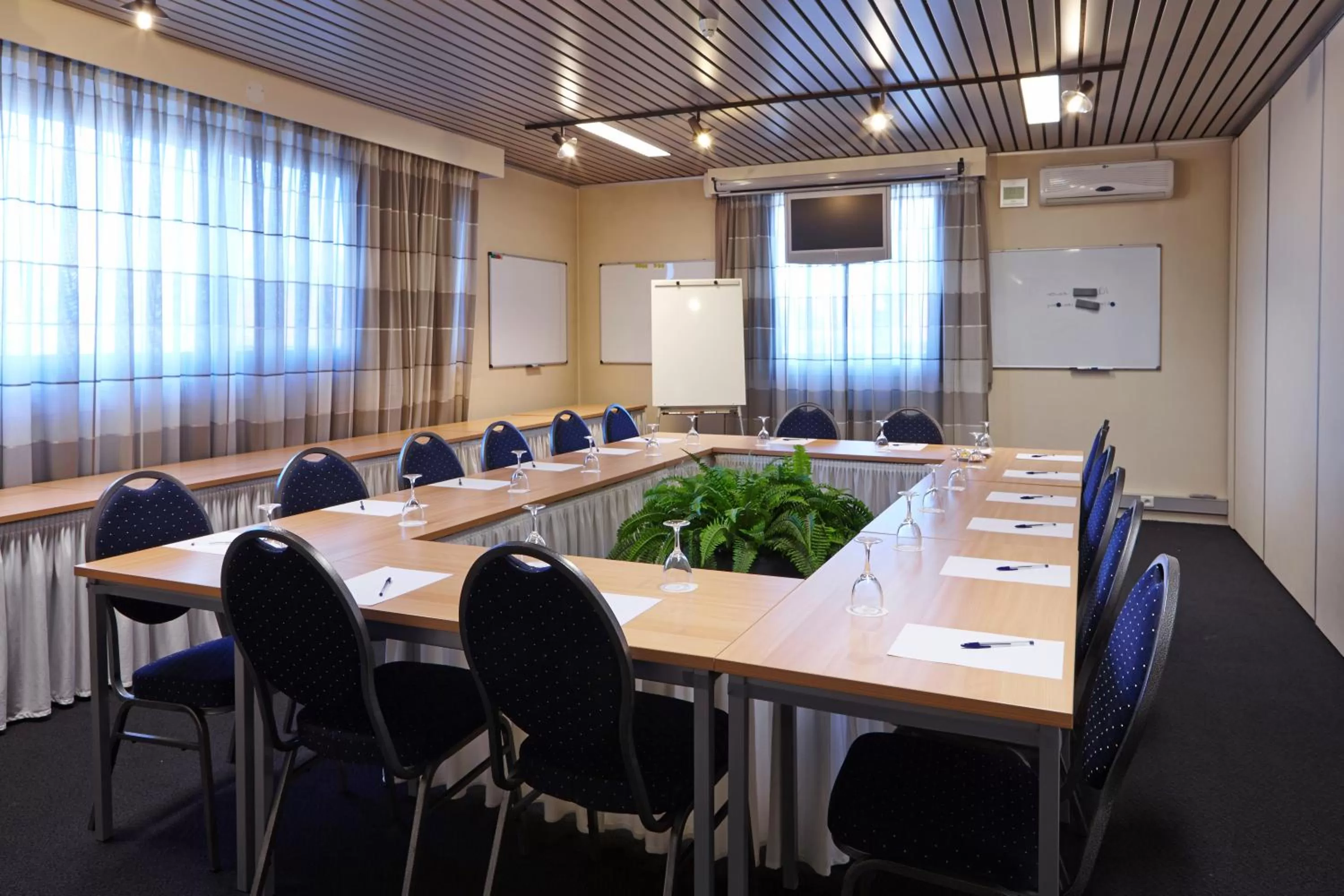 Business facilities in Vivaldi Hotel