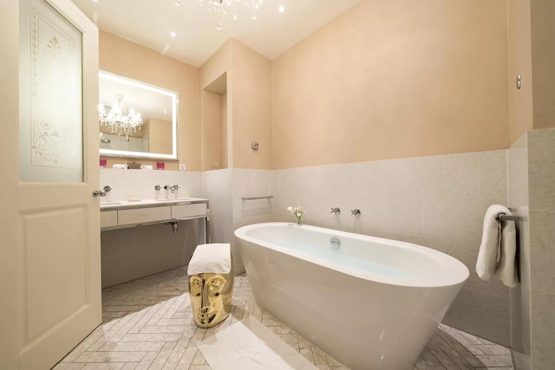 Bathroom in Hotel Sans Souci Wien