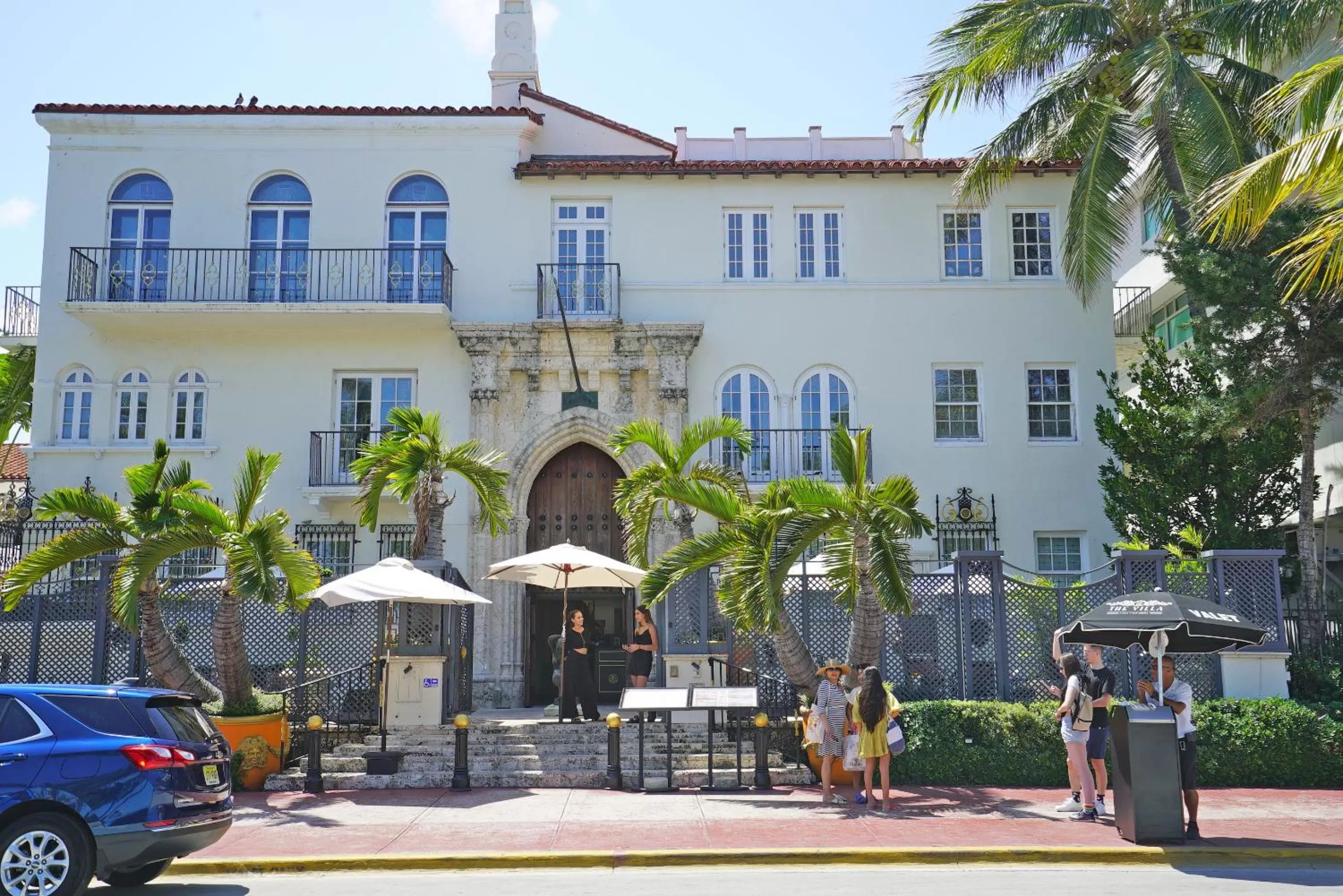 Street view in Deluxe apartments at the Congress