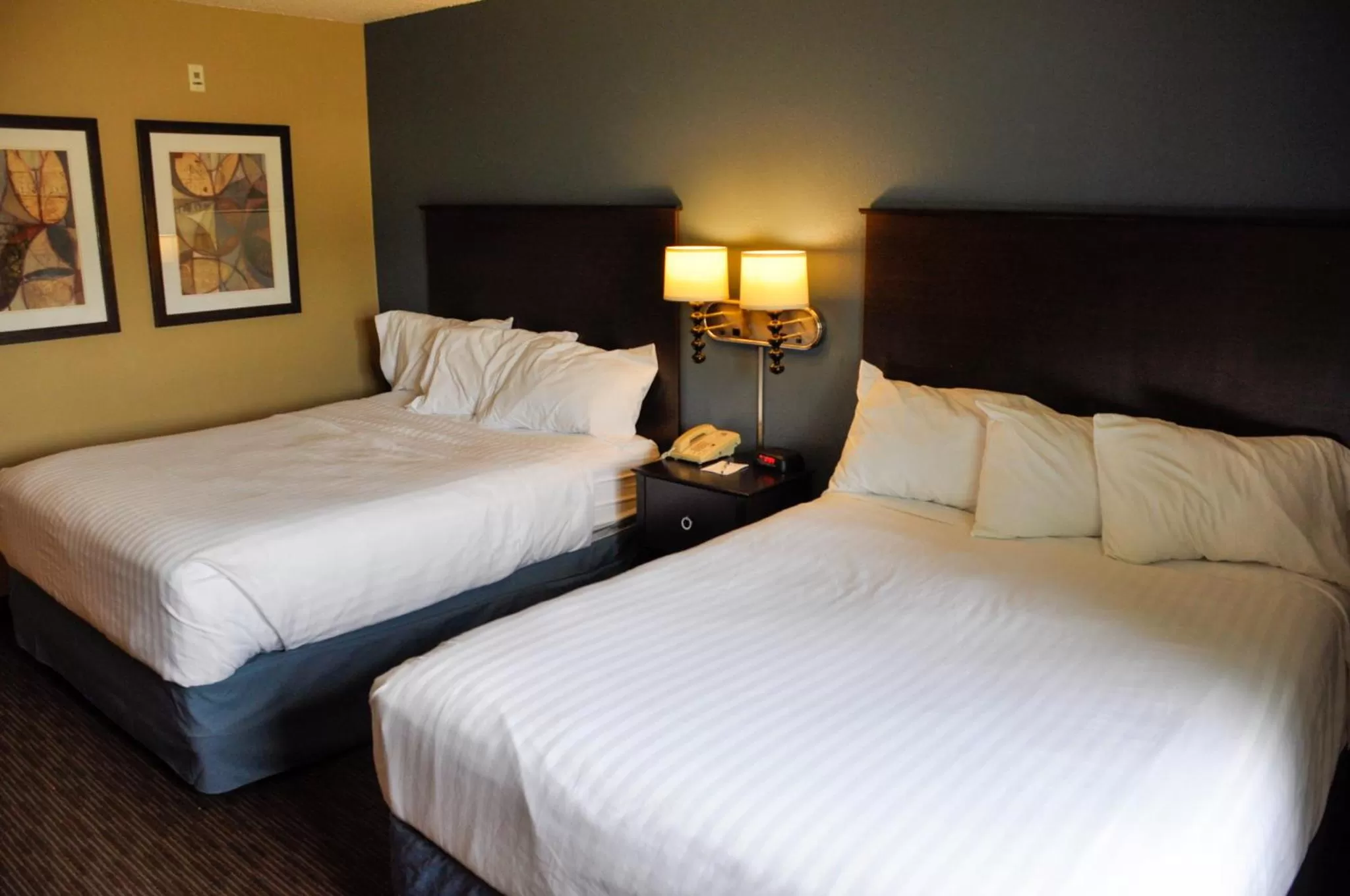 Bedroom, Bed in AmericInn by Wyndham Clear Lake