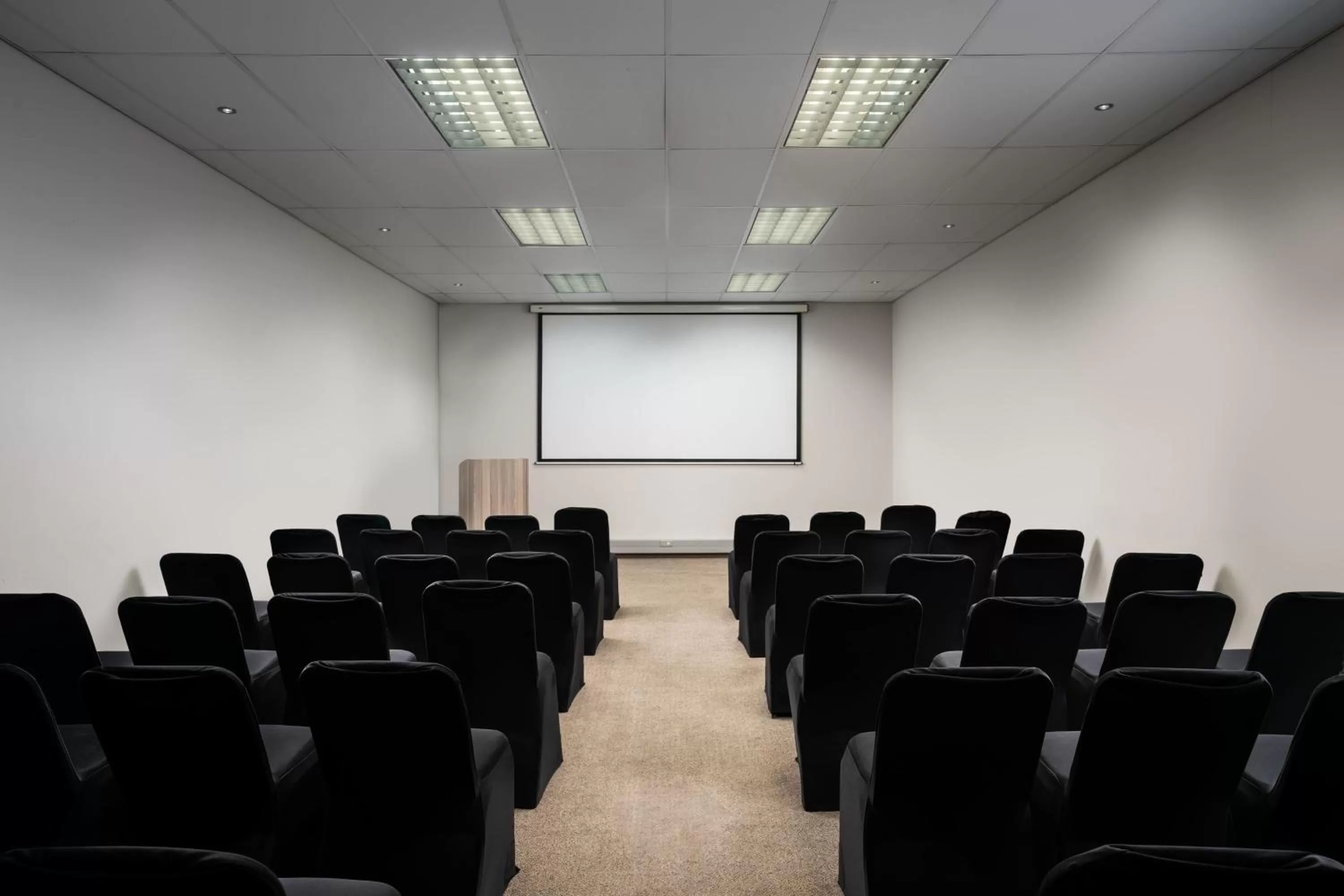 Meeting/conference room in Protea Hotel by Marriott Walvis Bay Indongo