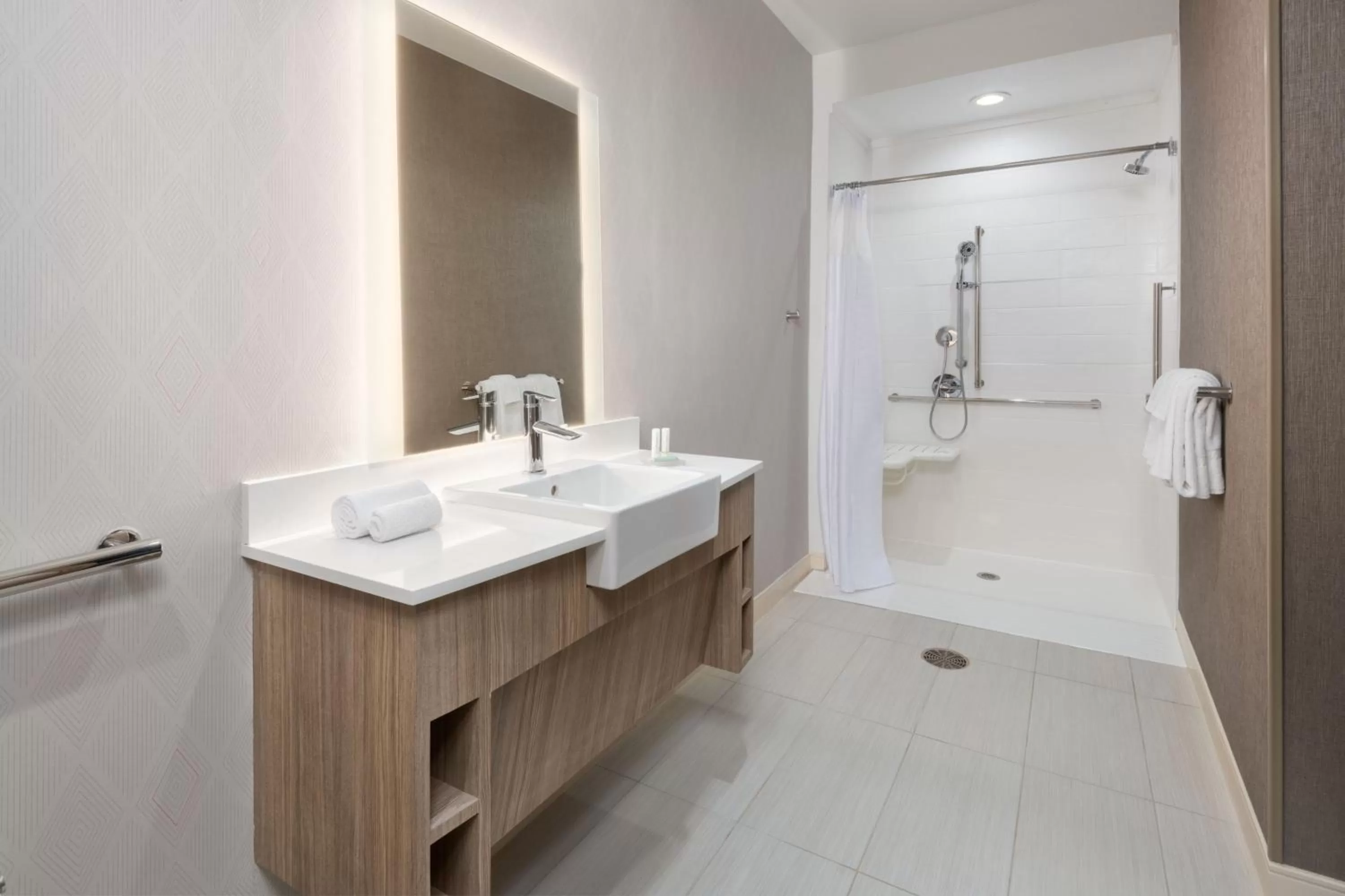 Bathroom in SpringHill Suites by Marriott Weatherford Willow Park