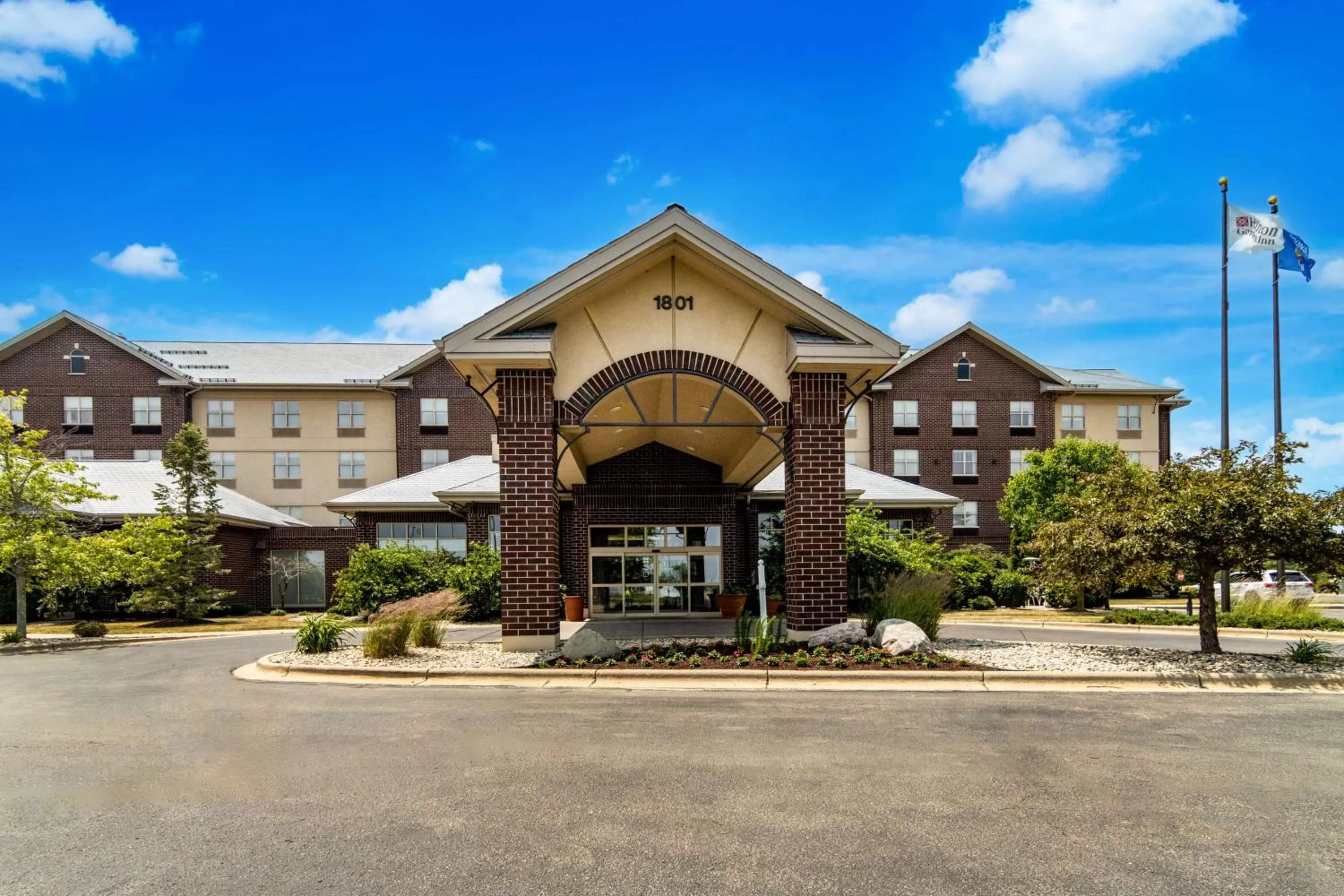 Property building in Hilton Garden Inn Madison West/Middleton