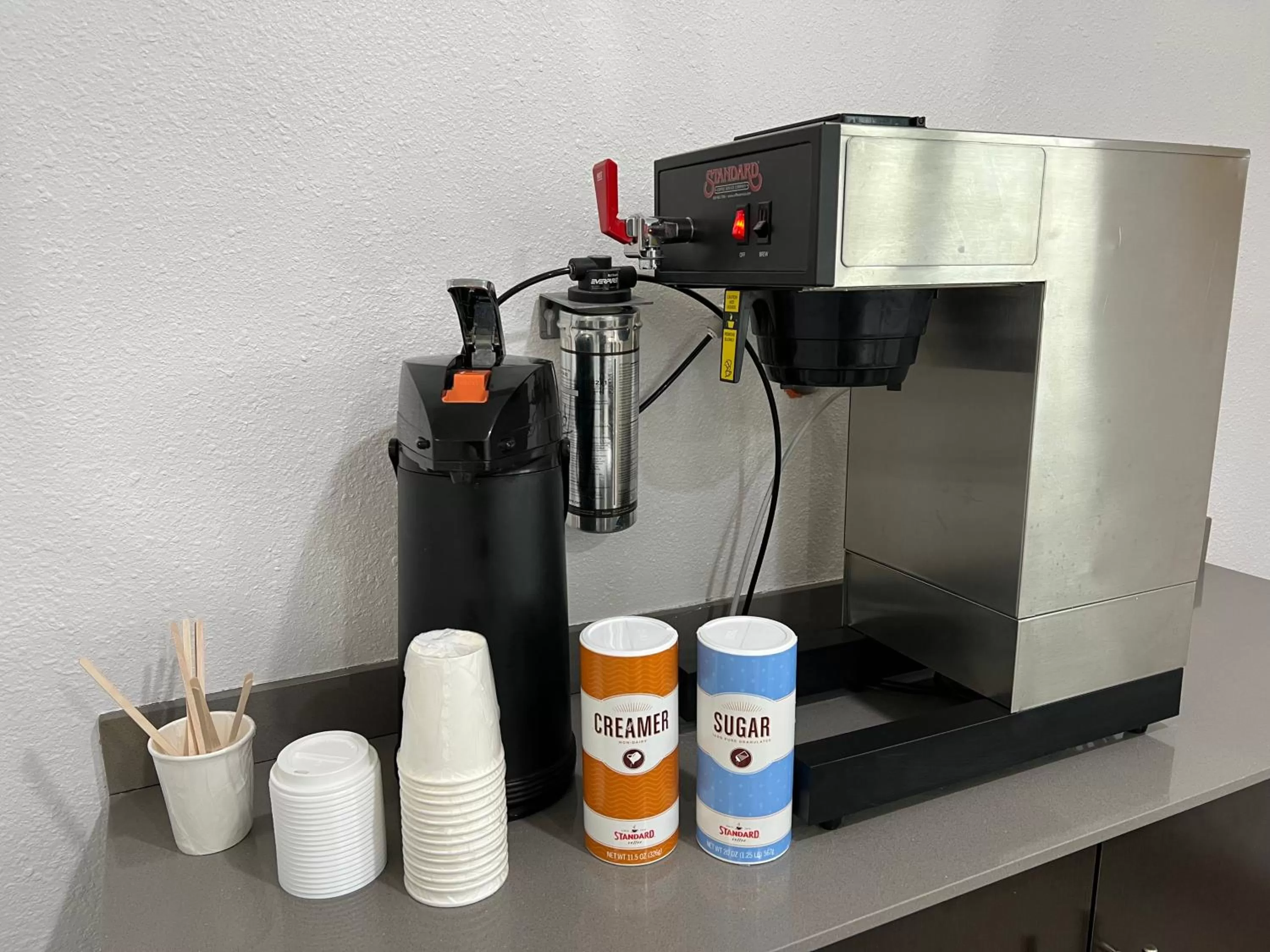 Coffee/tea facilities in Motel 6-Orange, CA - Anaheim