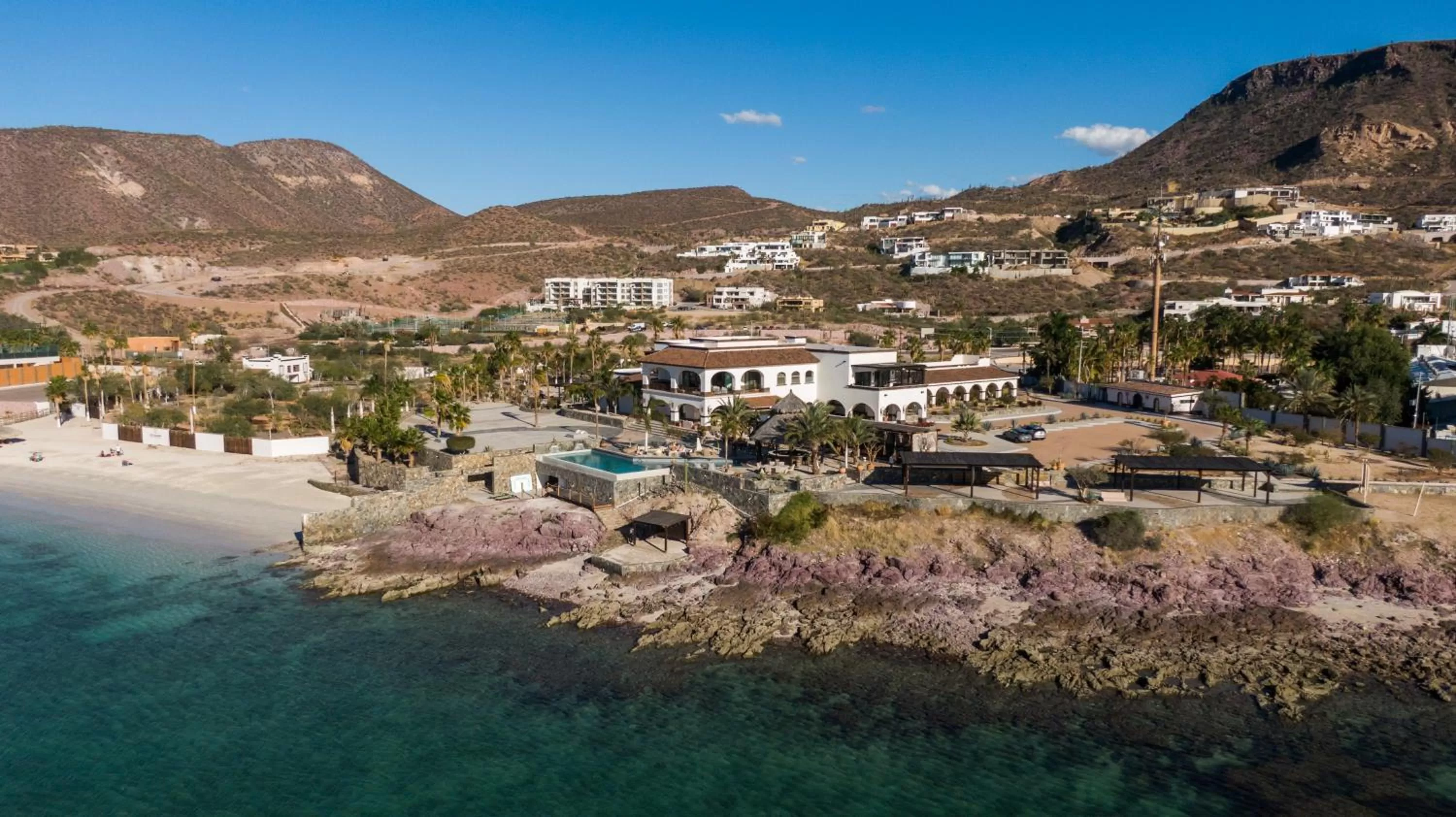 Property building in Orchid House Baja