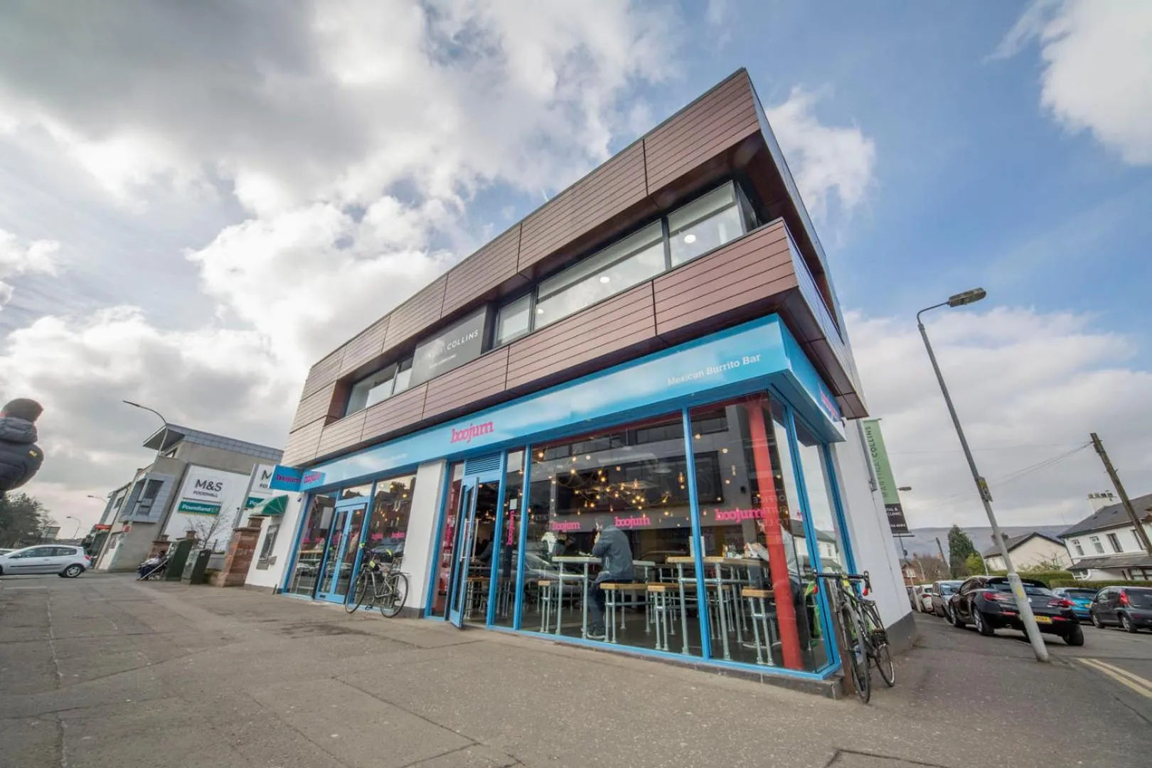 Restaurant/places to eat in Cordia Serviced Apartments - Free on-site parking