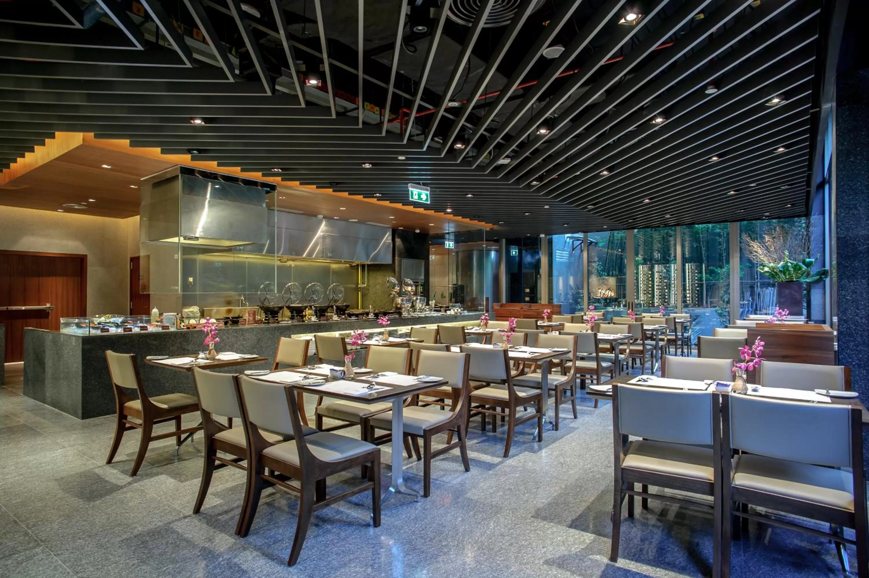 Restaurant/places to eat in Amara Bangkok Hotel