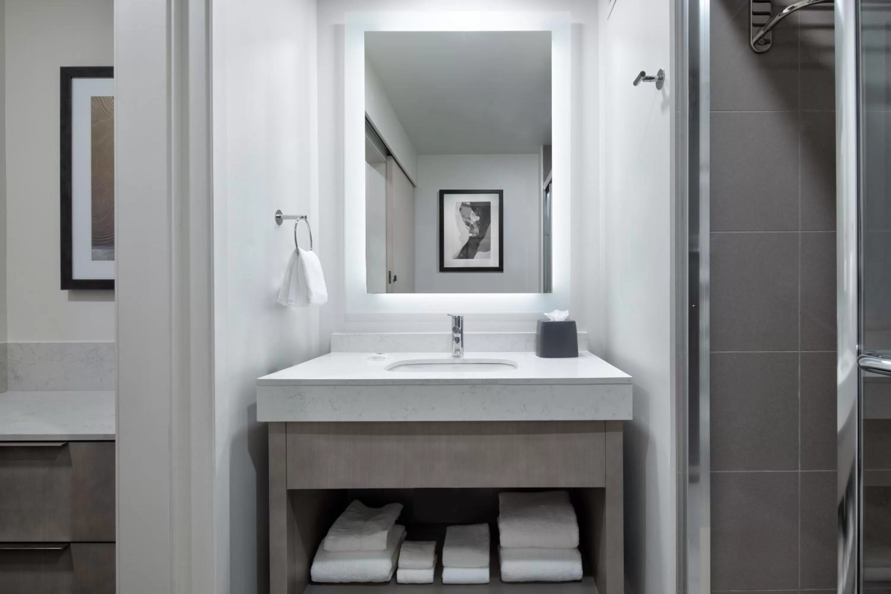 Bathroom in Hyatt House Denver Aurora Anschutz Medical Campus