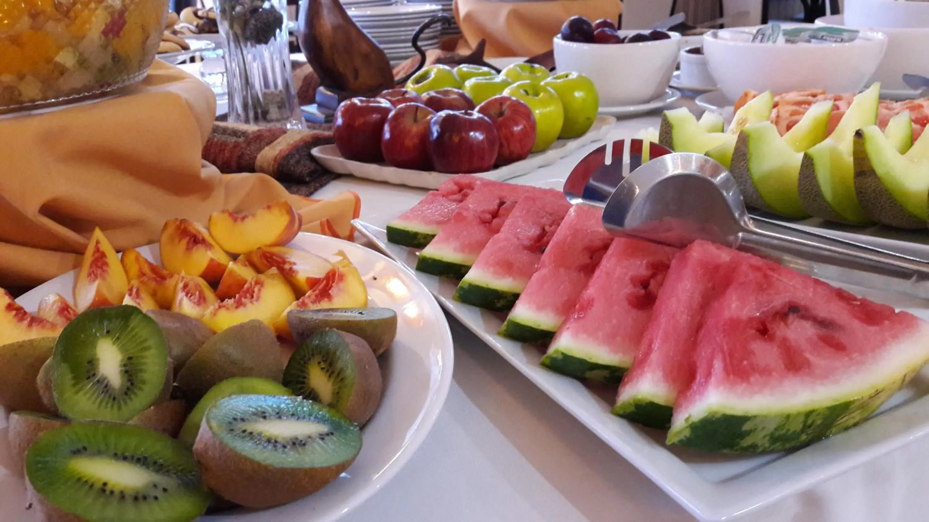 Buffet breakfast in Altos Ushuaia Hotel & Resto