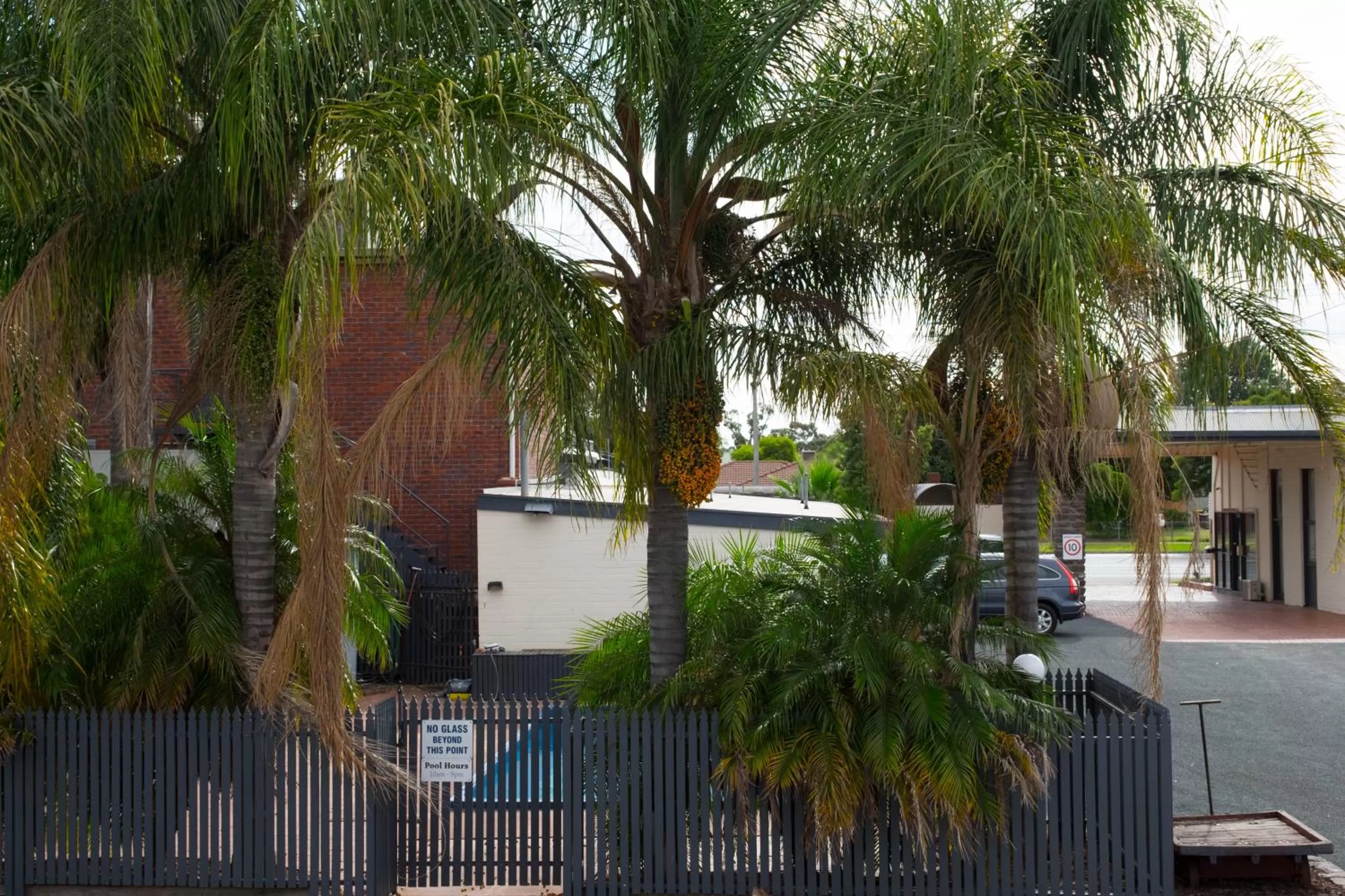 Pioneer Station Motor Inn