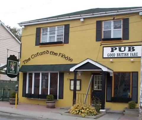 Patio, Property Building in The King George Inn
