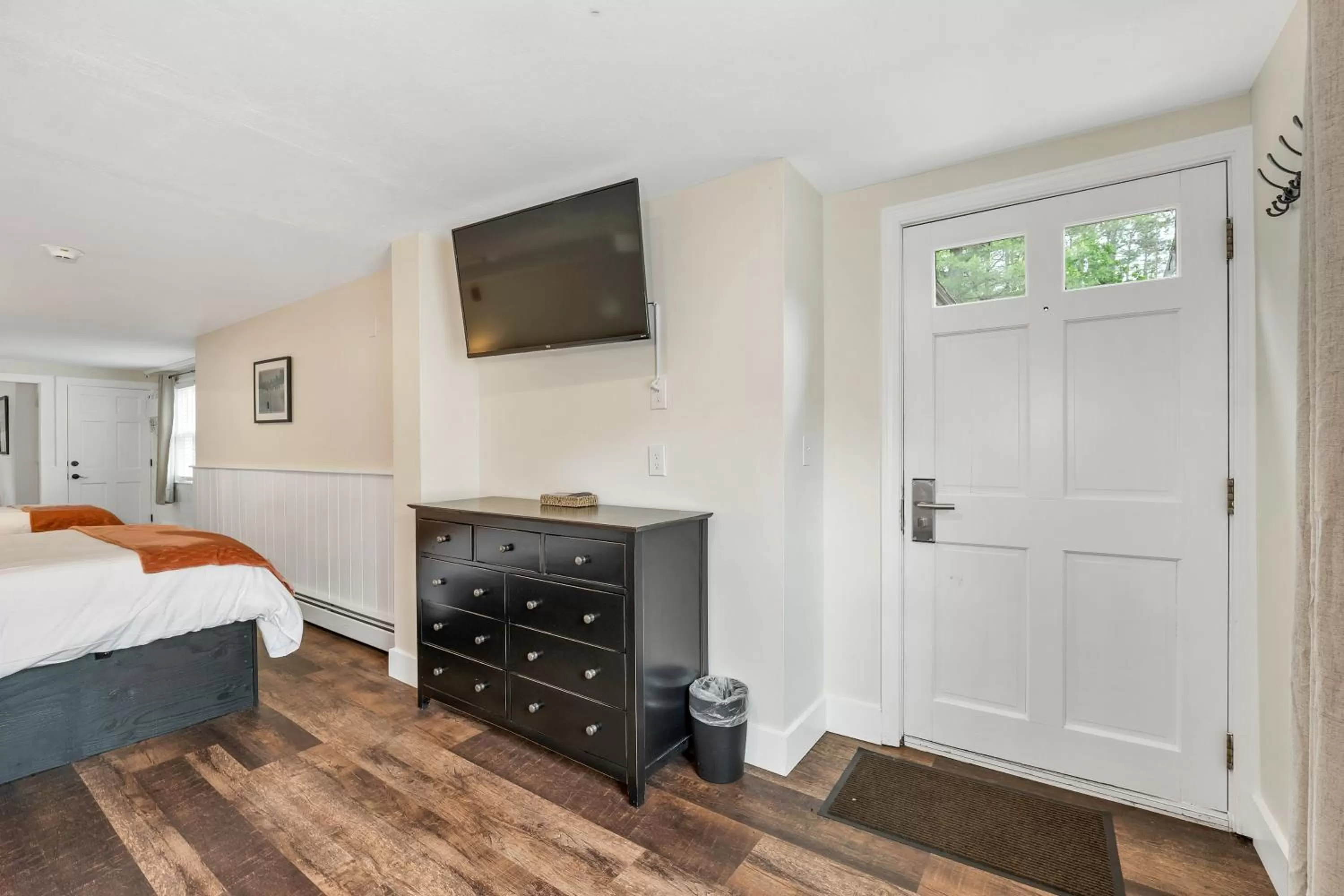 TV and multimedia, Bed in The Inn & More