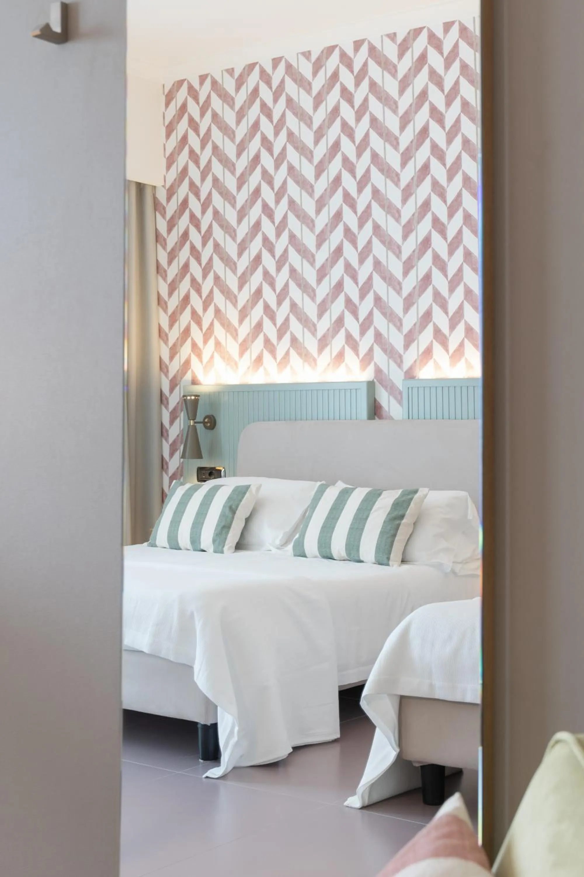 Bed in Reginna Palace Hotel